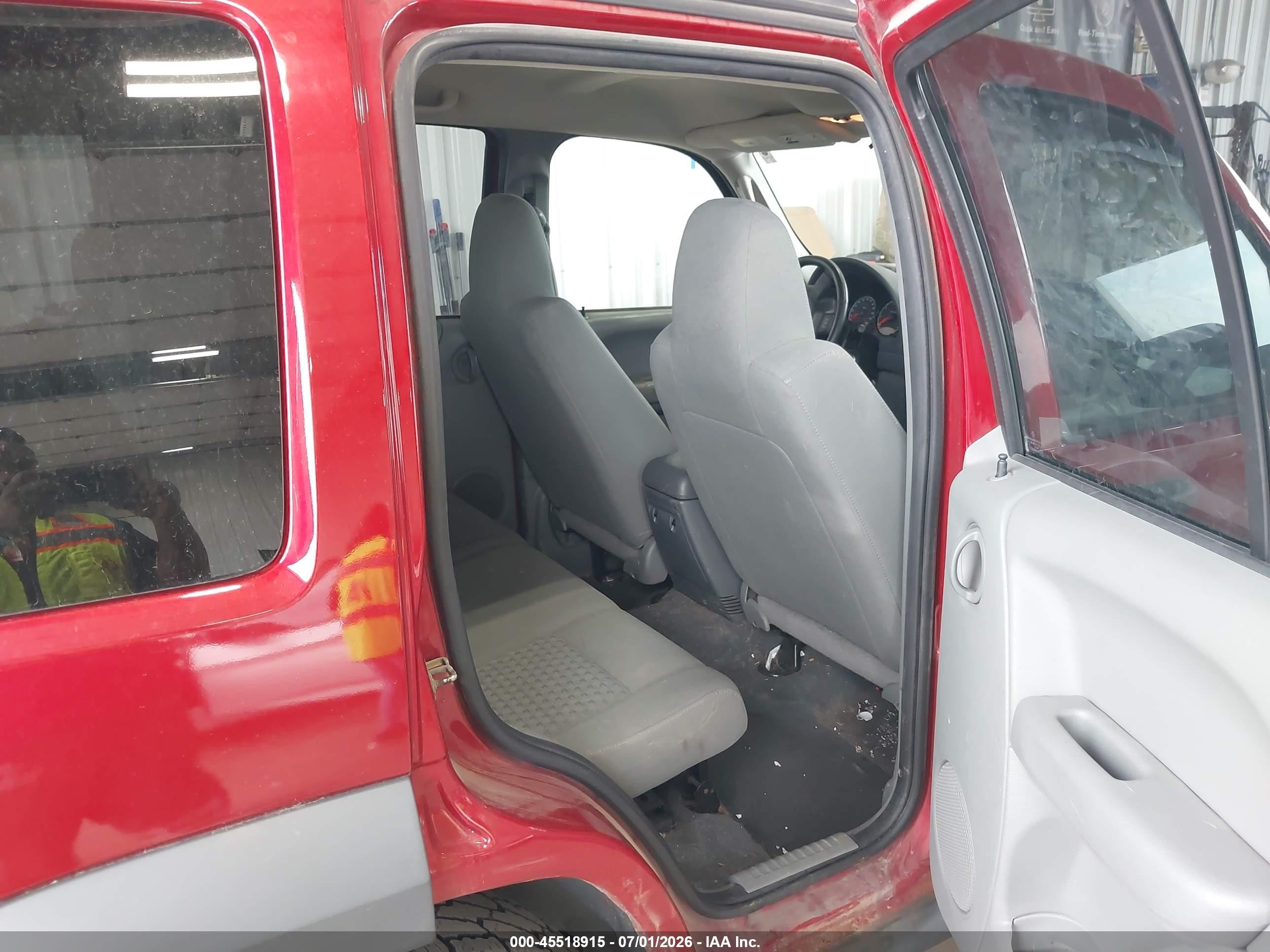 2007 Jeep Liberty Sport Red vin: 1J4GL48K67W538562