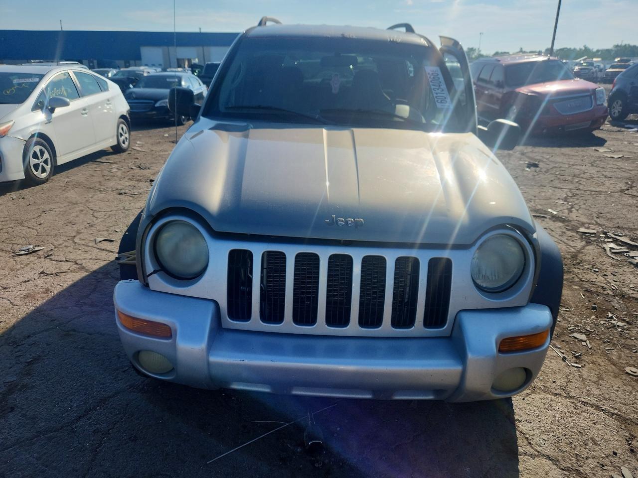 2004 Jeep Liberty Sport Tan vin: 1J4GL48K74W190279