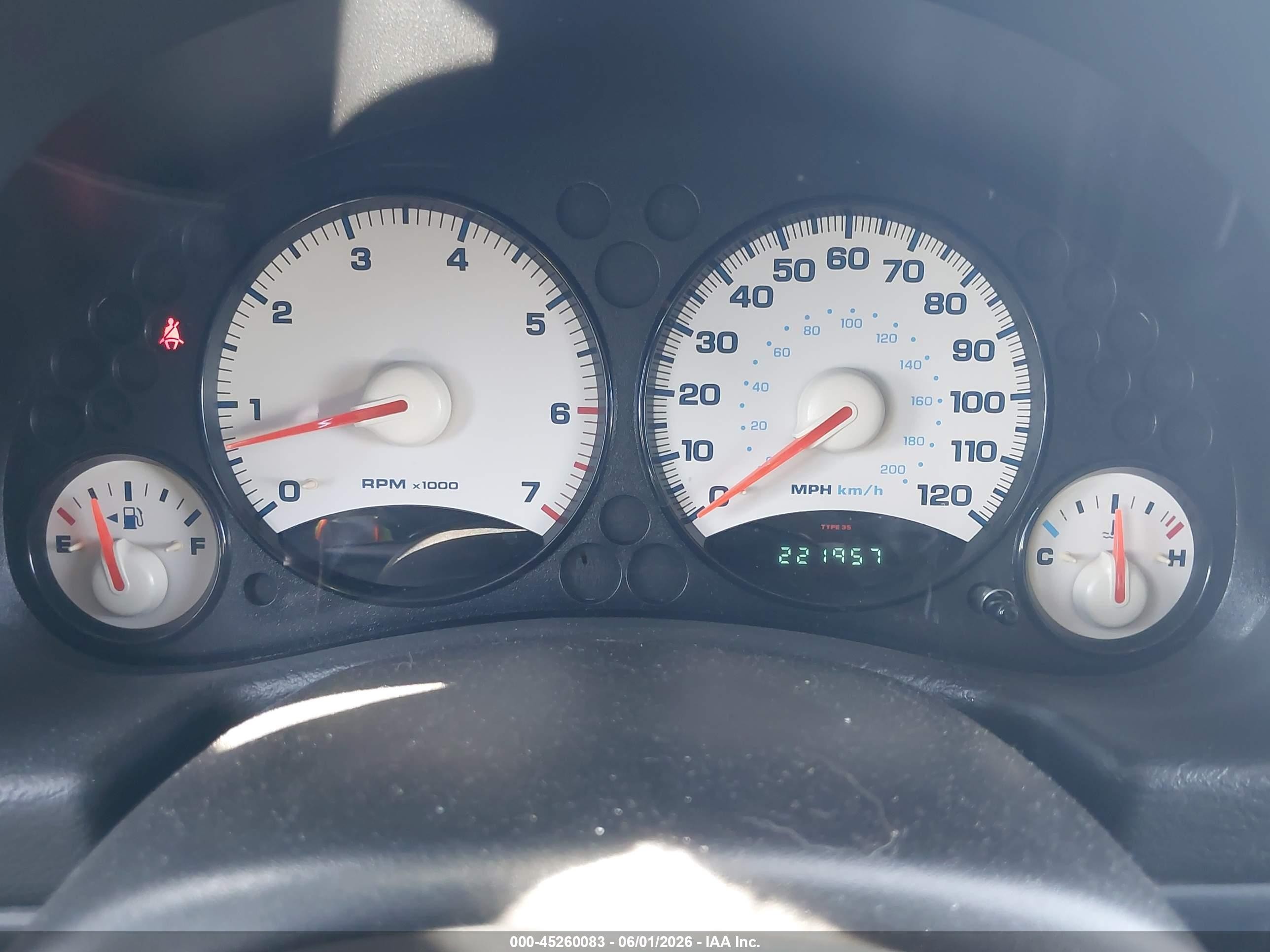 2004 Jeep Liberty Sport White vin: 1J4GL48K74W285022