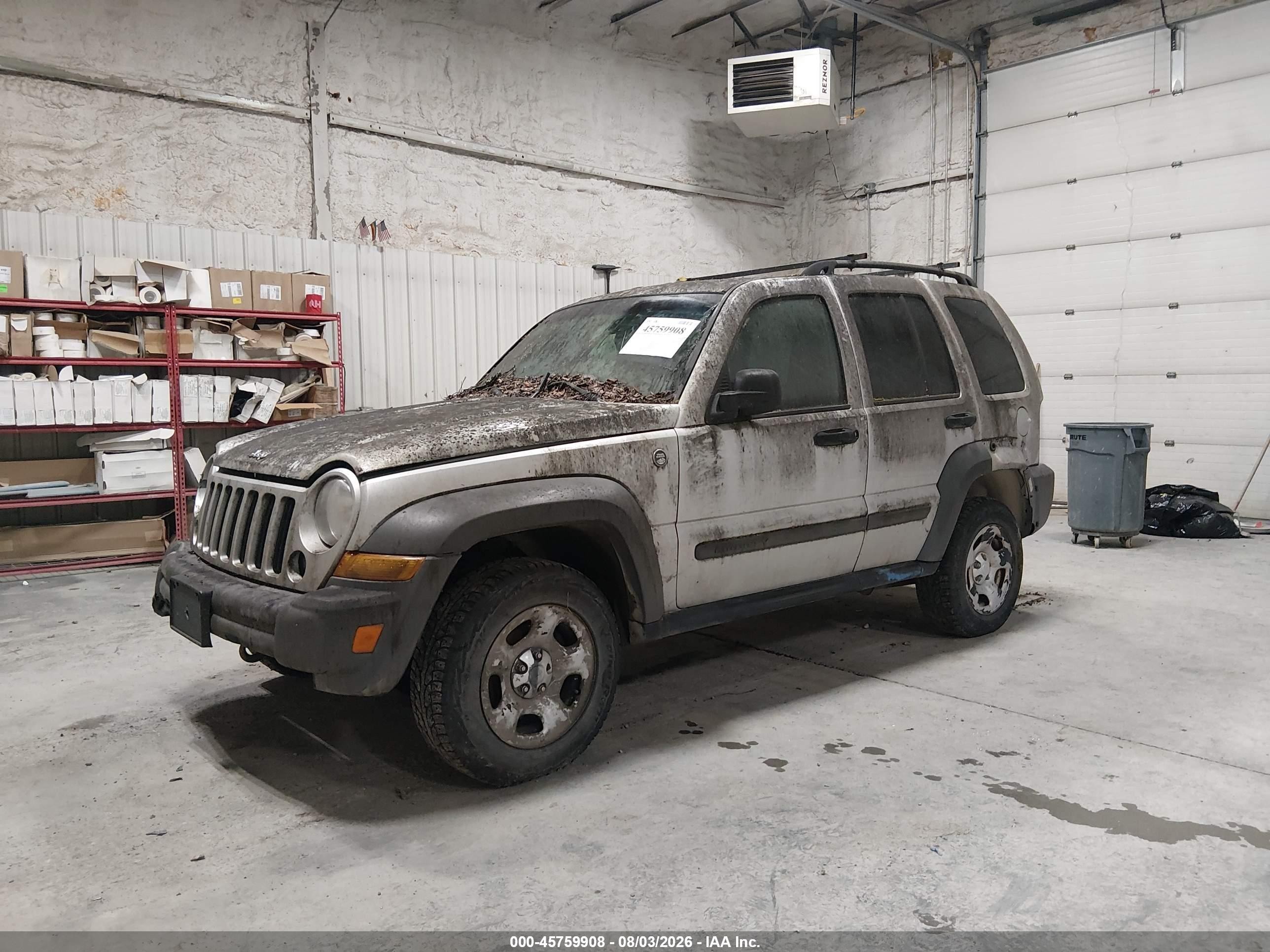 2005 Jeep Liberty Sport Silver vin: 1J4GL48K75W668542
