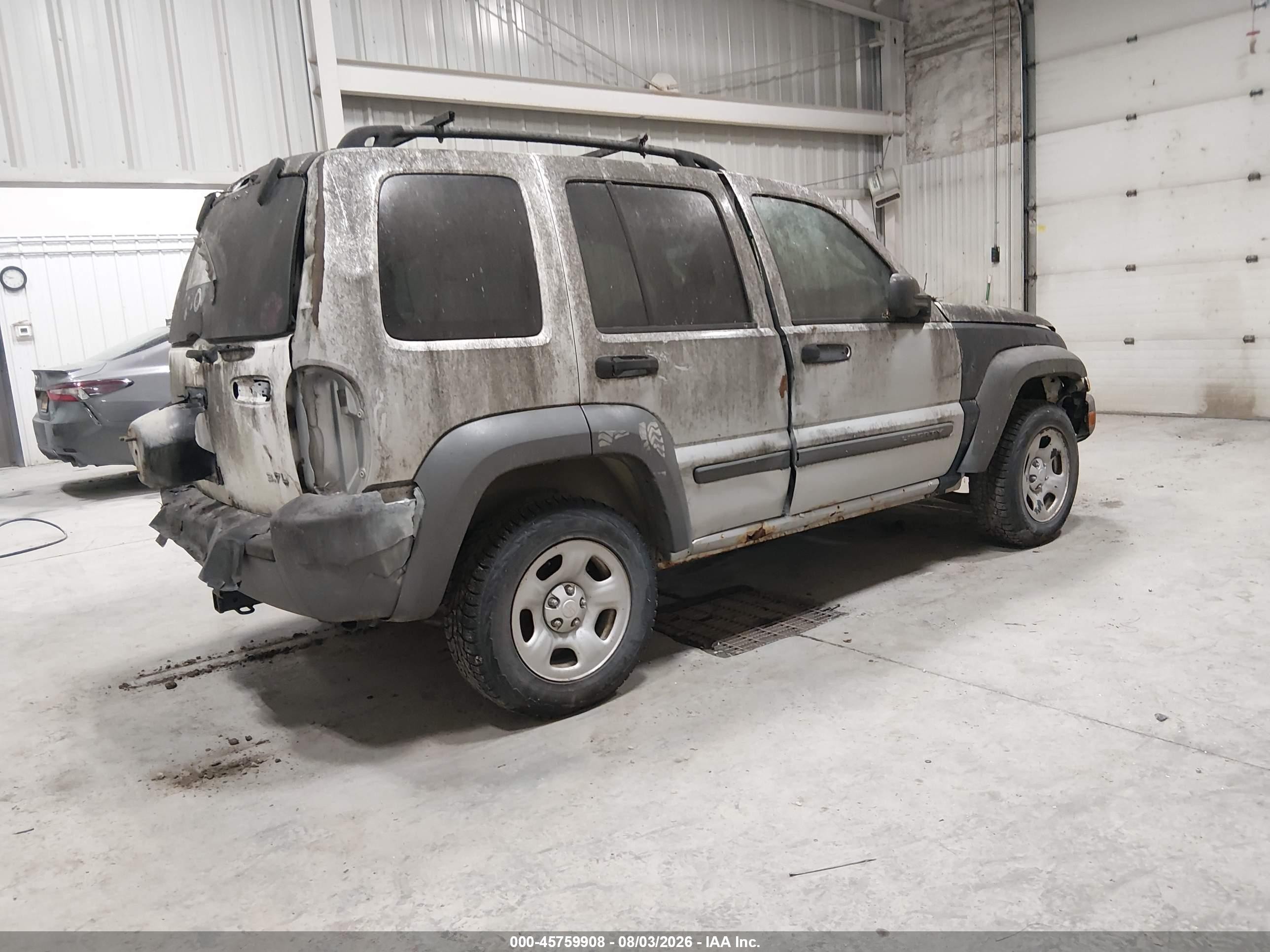 2005 Jeep Liberty Sport Silver vin: 1J4GL48K75W668542