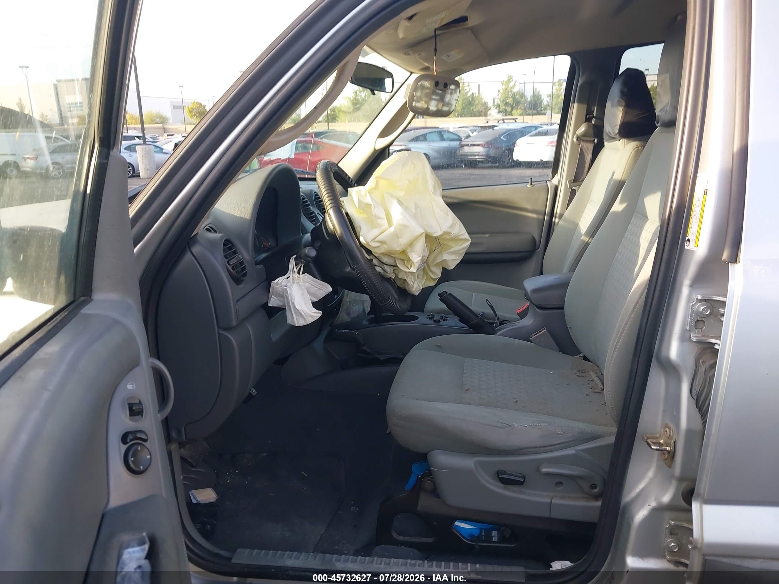 2007 Jeep Liberty Sport Silver vin: 1J4GL48K77W694092