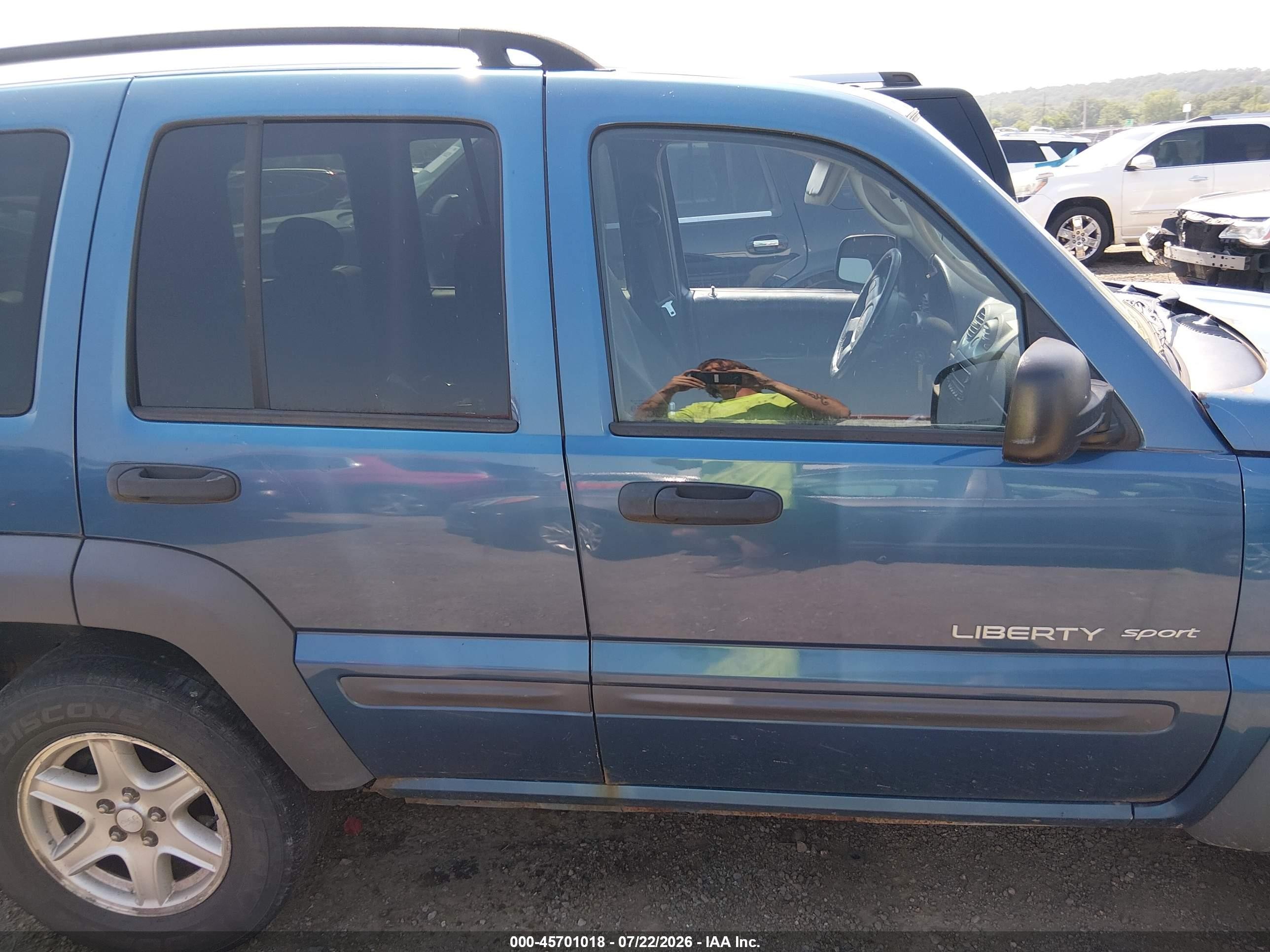 2003 Jeep Liberty Sport Blue vin: 1J4GL48K83W711380