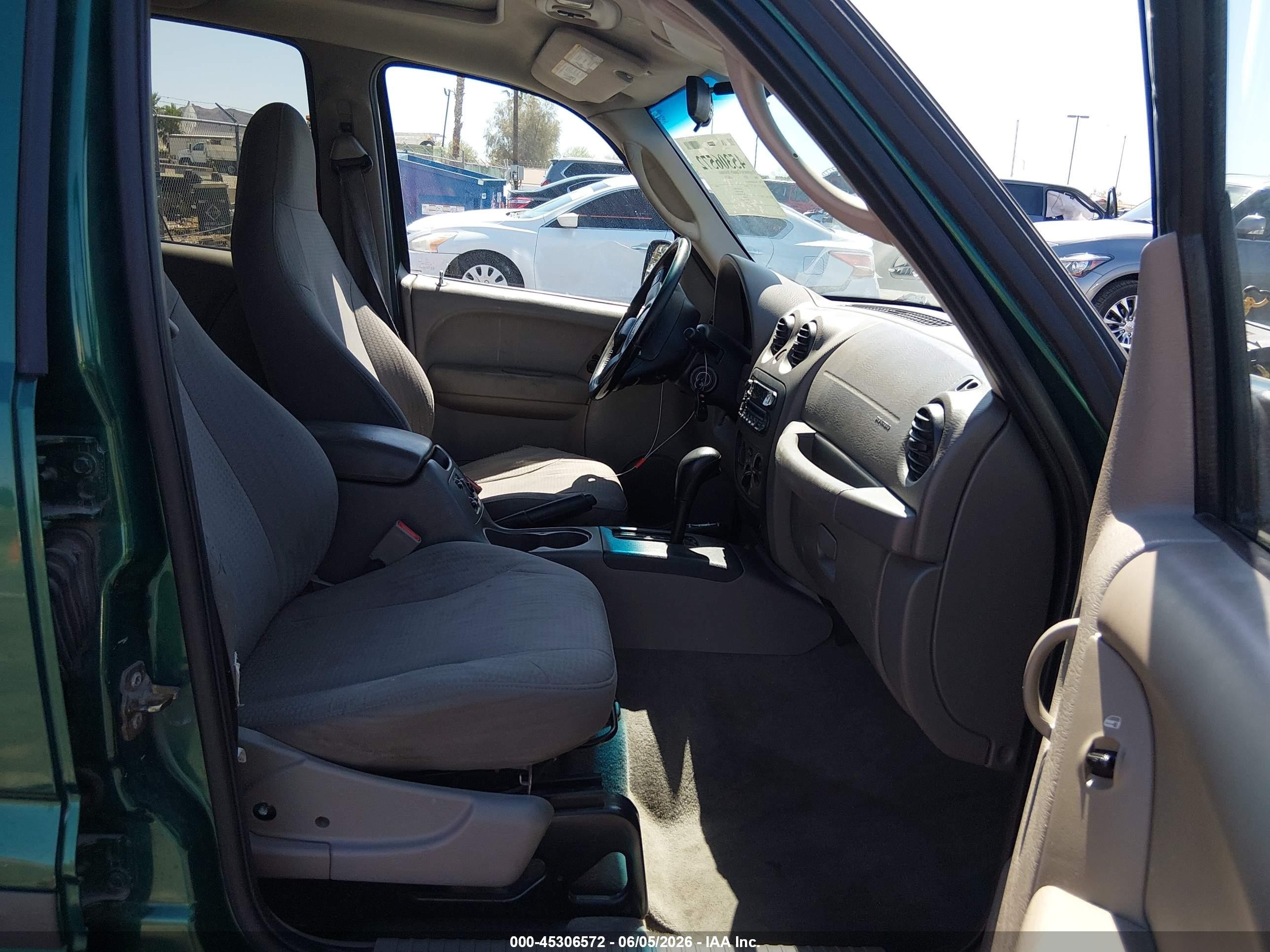 2004 Jeep Liberty Sport Green vin: 1J4GL48K84W205727