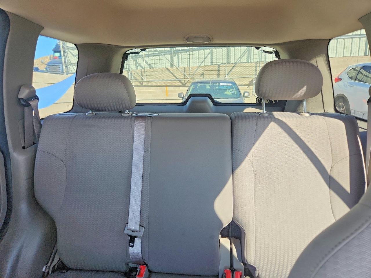 2004 Jeep Liberty Sport Gold vin: 1J4GL48K84W261649