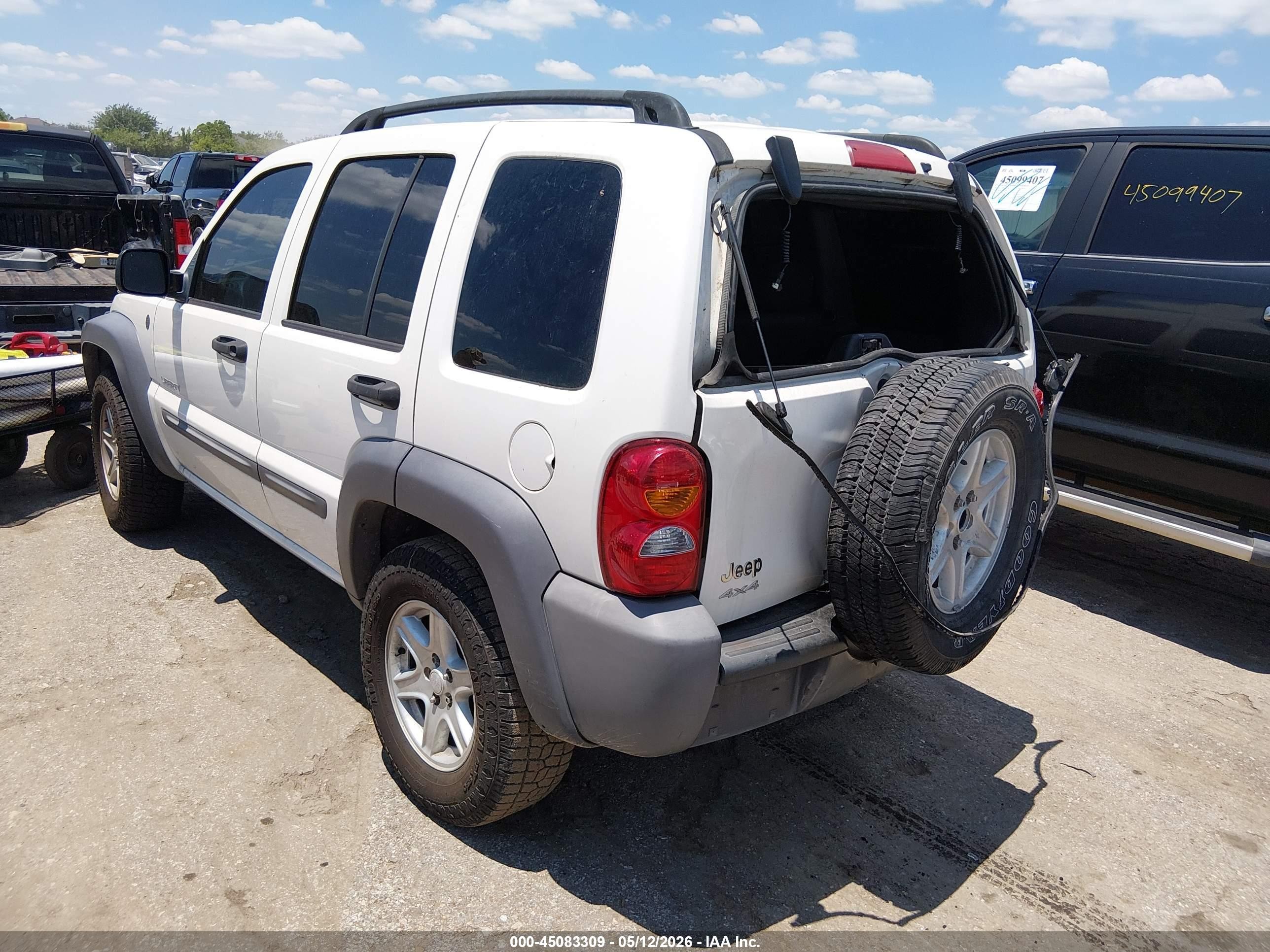 2004 Jeep Liberty Sport White vin: 1J4GL48K84W328363