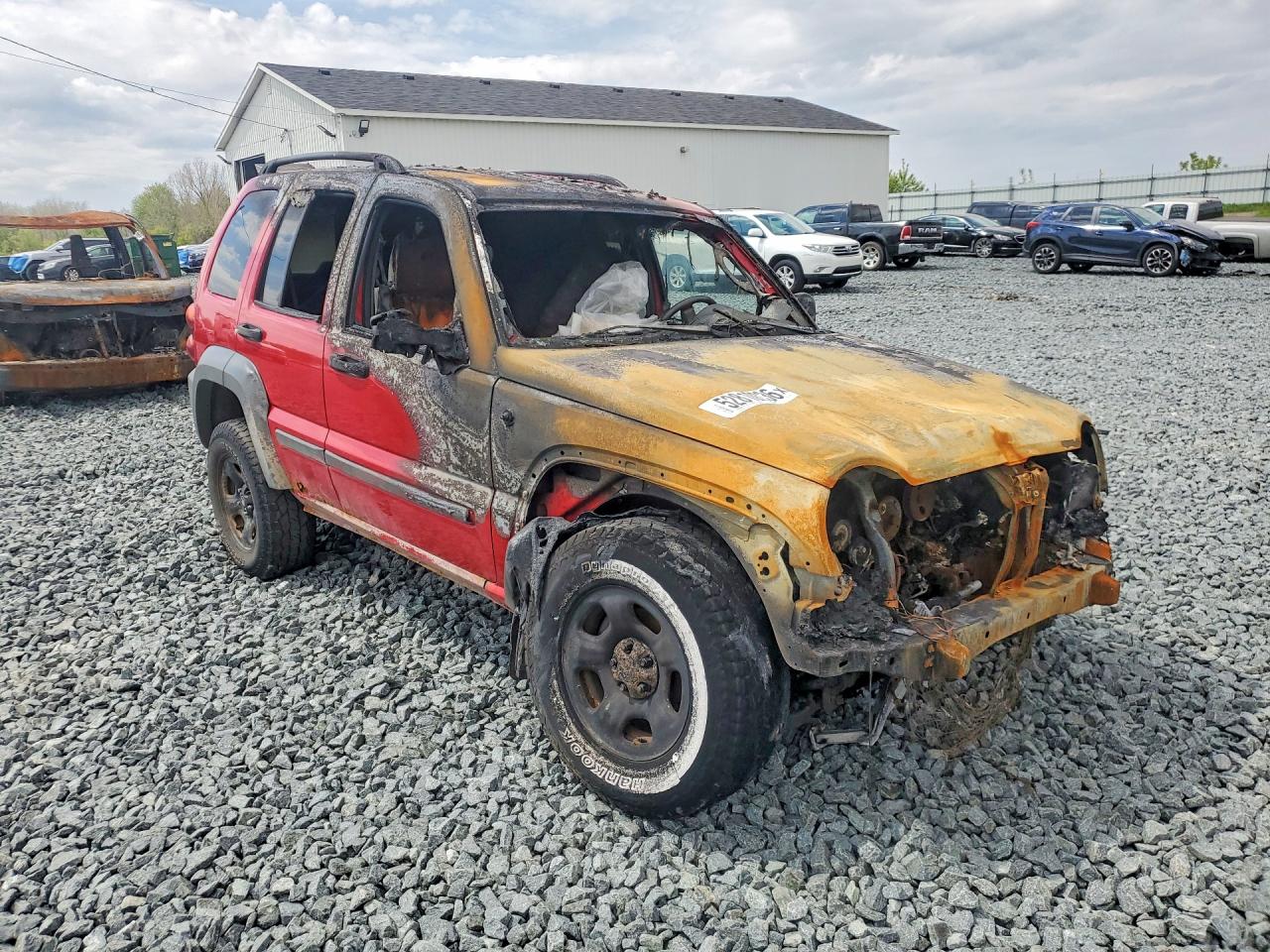2005 Jeep Liberty Sport Red vin: 1J4GL48K85W587825