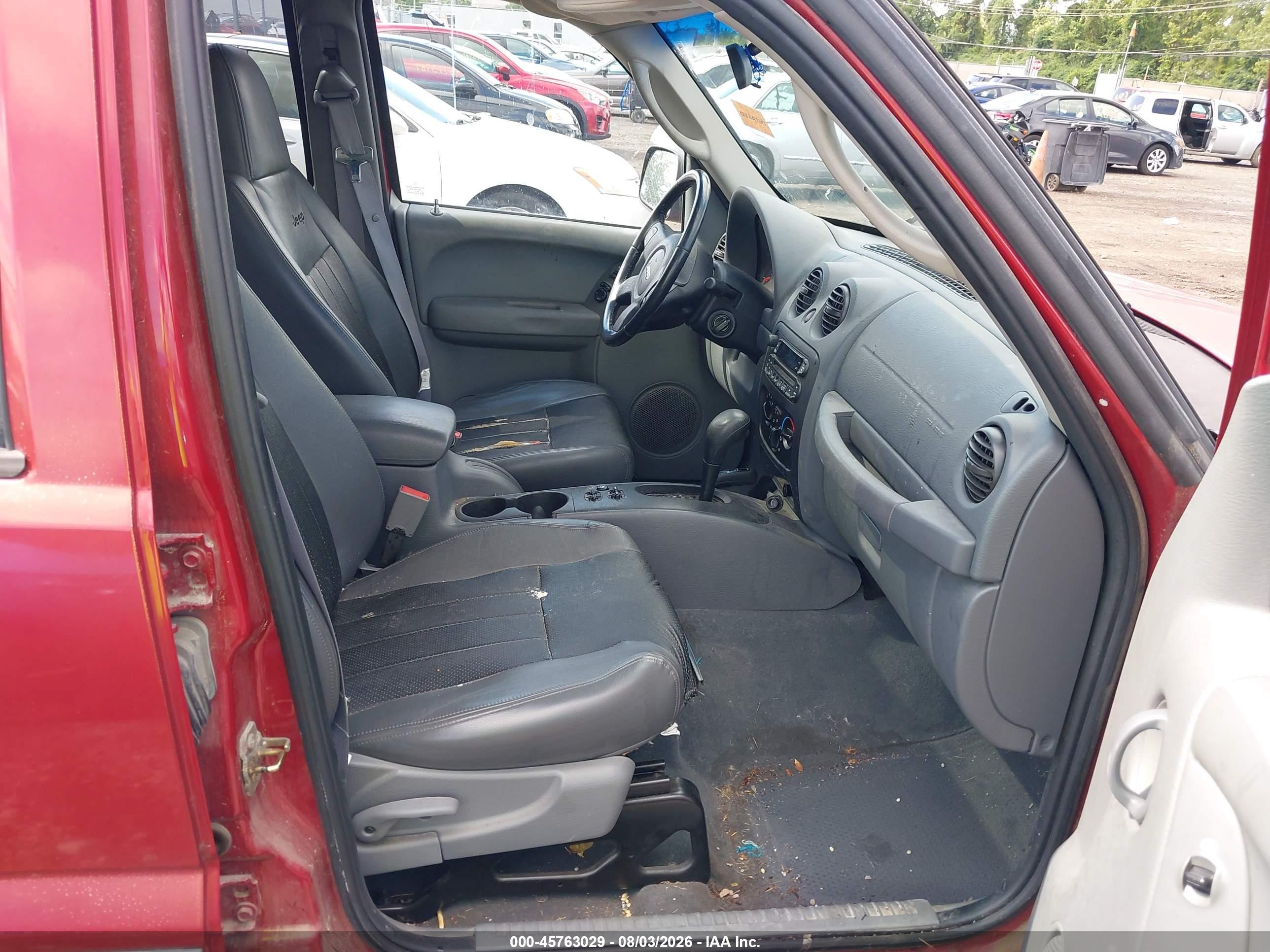 2005 Jeep Liberty Sport Red vin: 1J4GL48K85W644587