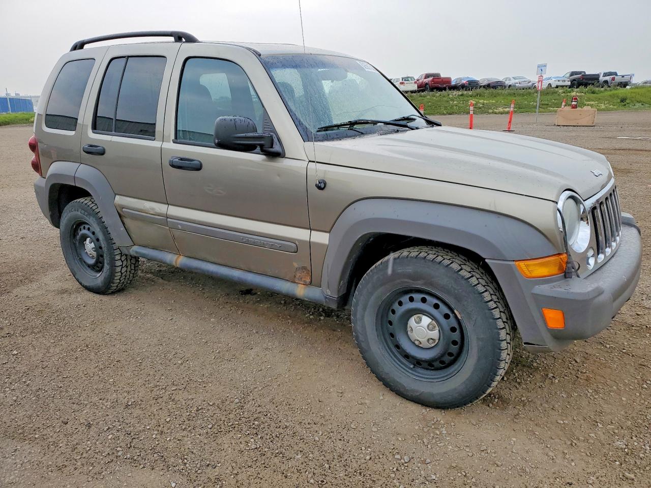 2006 Jeep Liberty Sport Gold vin: 1J4GL48K86W292340