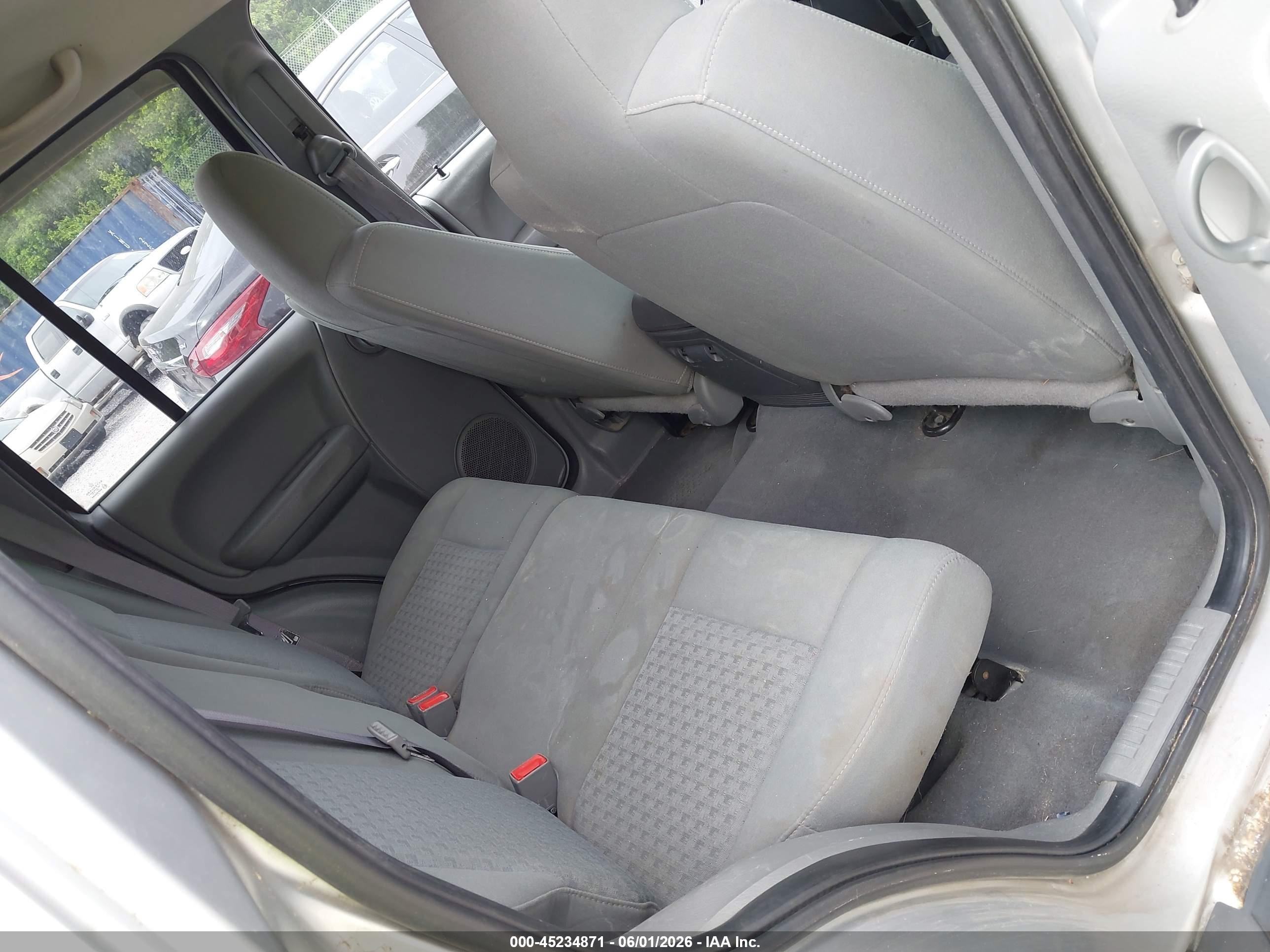 2007 Jeep Liberty Sport Silver vin: 1J4GL48K87W513632