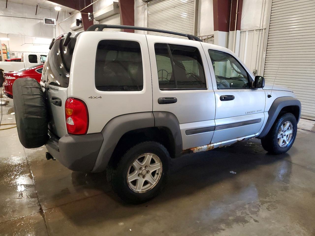 2002 Jeep Liberty Sport Silver vin: 1J4GL48K92W208830