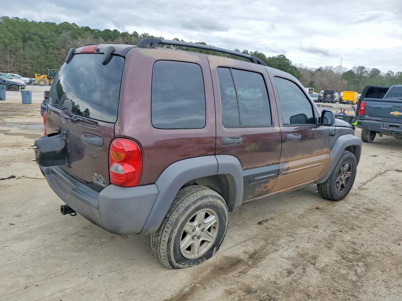 2004 Jeep Liberty Sport Two Tone vin: 1J4GL48K94W264026