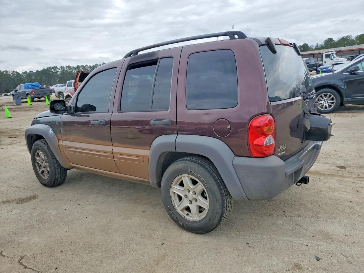 2004 Jeep Liberty Sport Two Tone vin: 1J4GL48K94W264026
