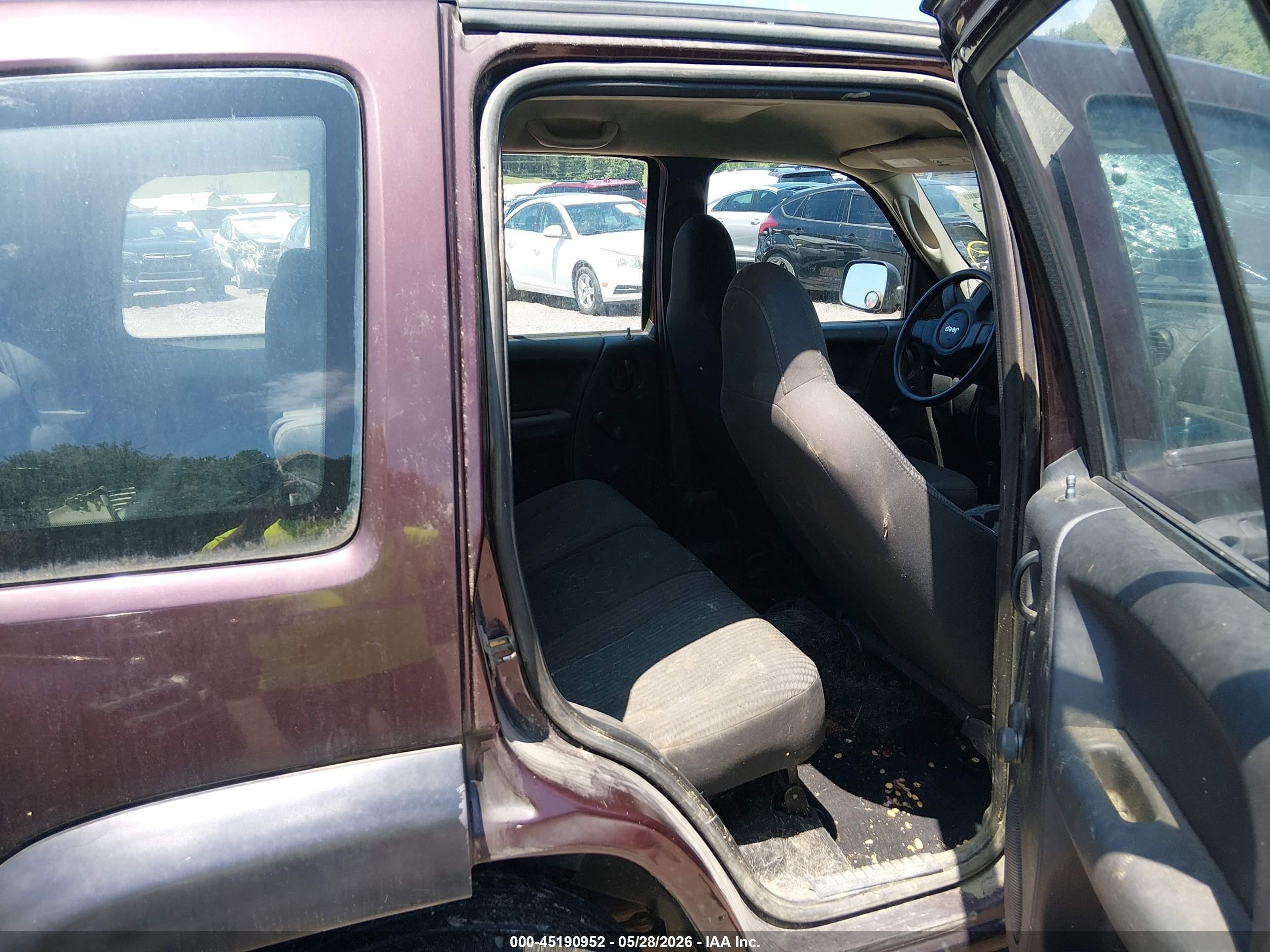 2004 Jeep Liberty Sport Purple vin: 1J4GL48K94W319025