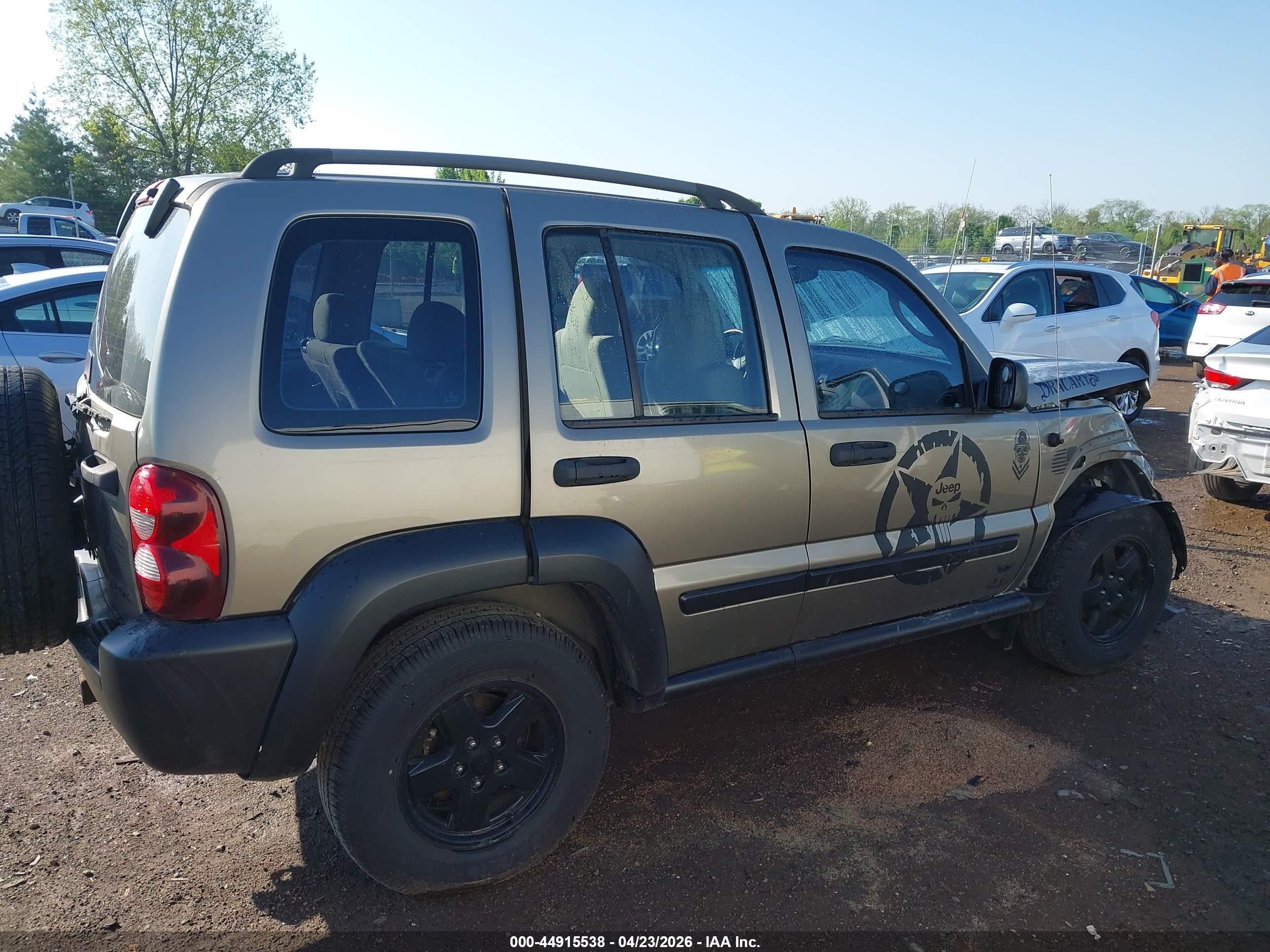 2006 Jeep Liberty Sport Желто-коричневый vin: 1J4GL48K96W124349