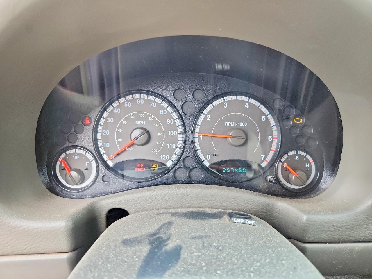 2006 Jeep Liberty Sport Tan vin: 1J4GL48K96W149378