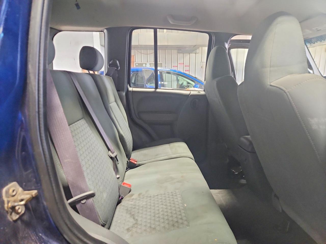 2006 Jeep Liberty Sport Black vin: 1J4GL48K96W272971
