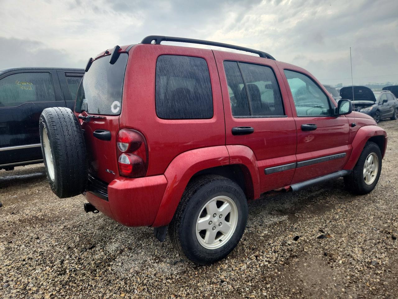 2007 Jeep Liberty Sport Red vin: 1J4GL48K97W685359