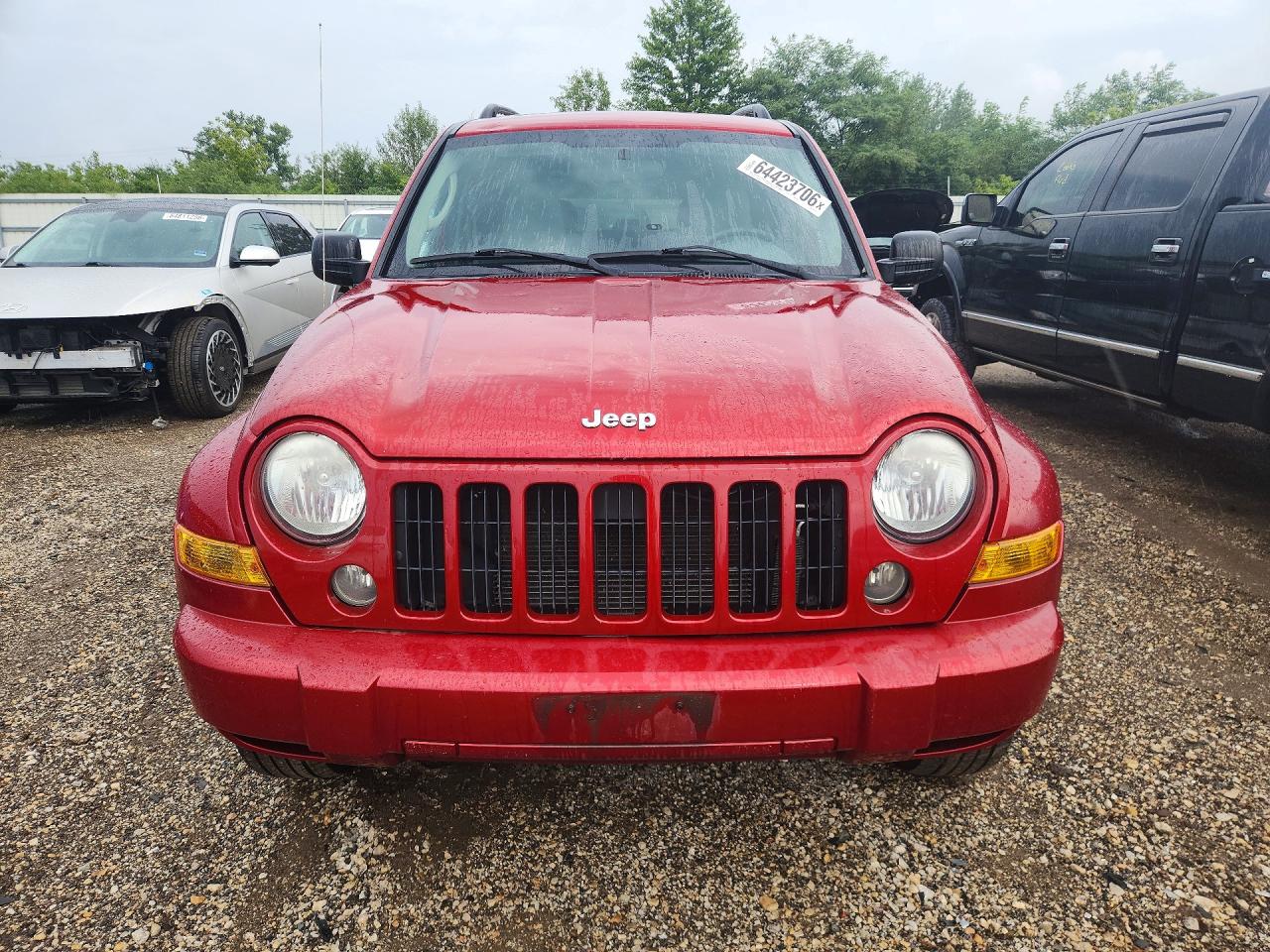 2007 Jeep Liberty Sport Red vin: 1J4GL48K97W685359