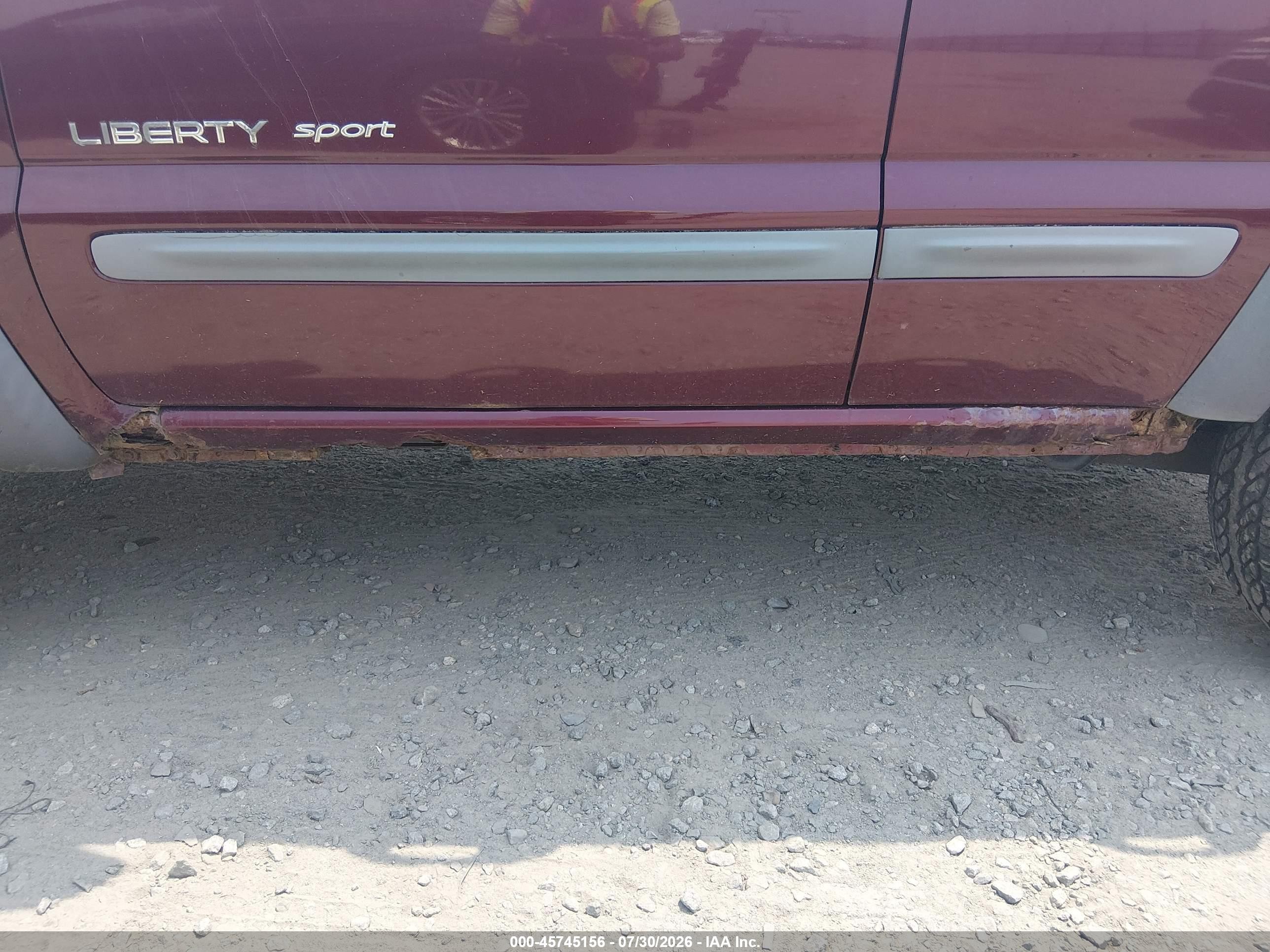 2002 Jeep Liberty Sport Maroon vin: 1J4GL48KX2W118747