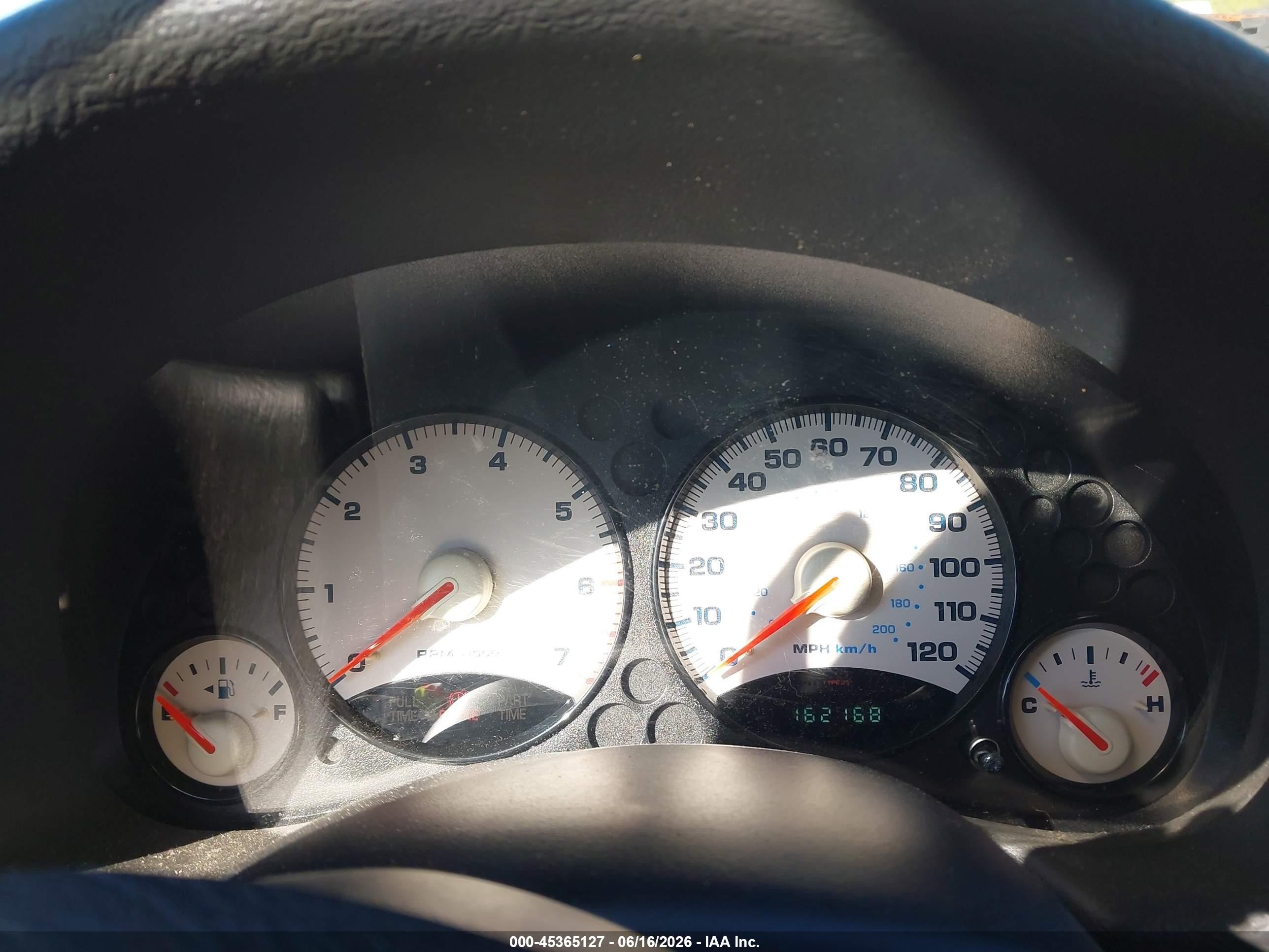2002 Jeep Liberty Sport White vin: 1J4GL48KX2W183355