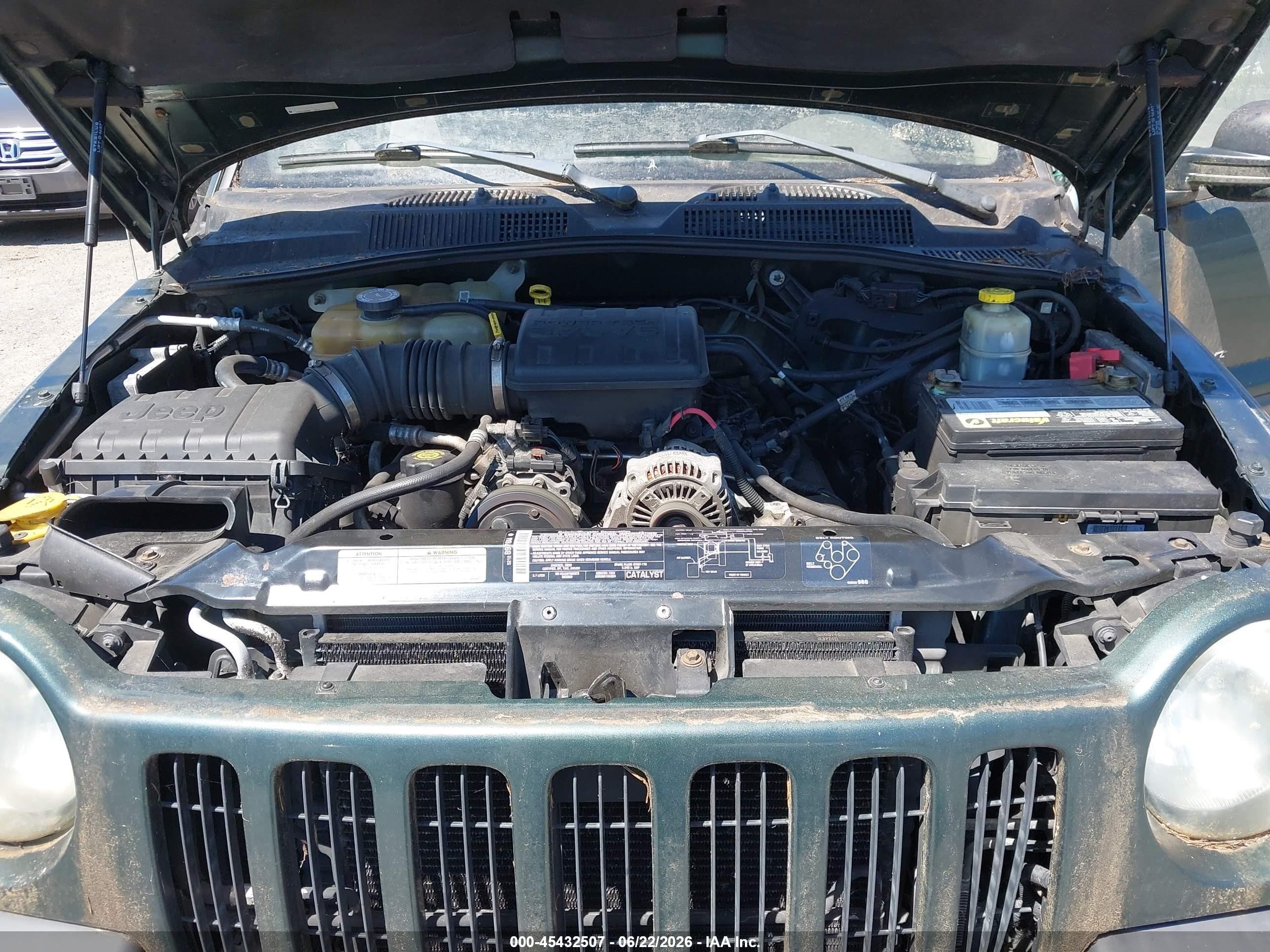 2003 Jeep Liberty Sport Зеленый vin: 1J4GL48KX3W638531