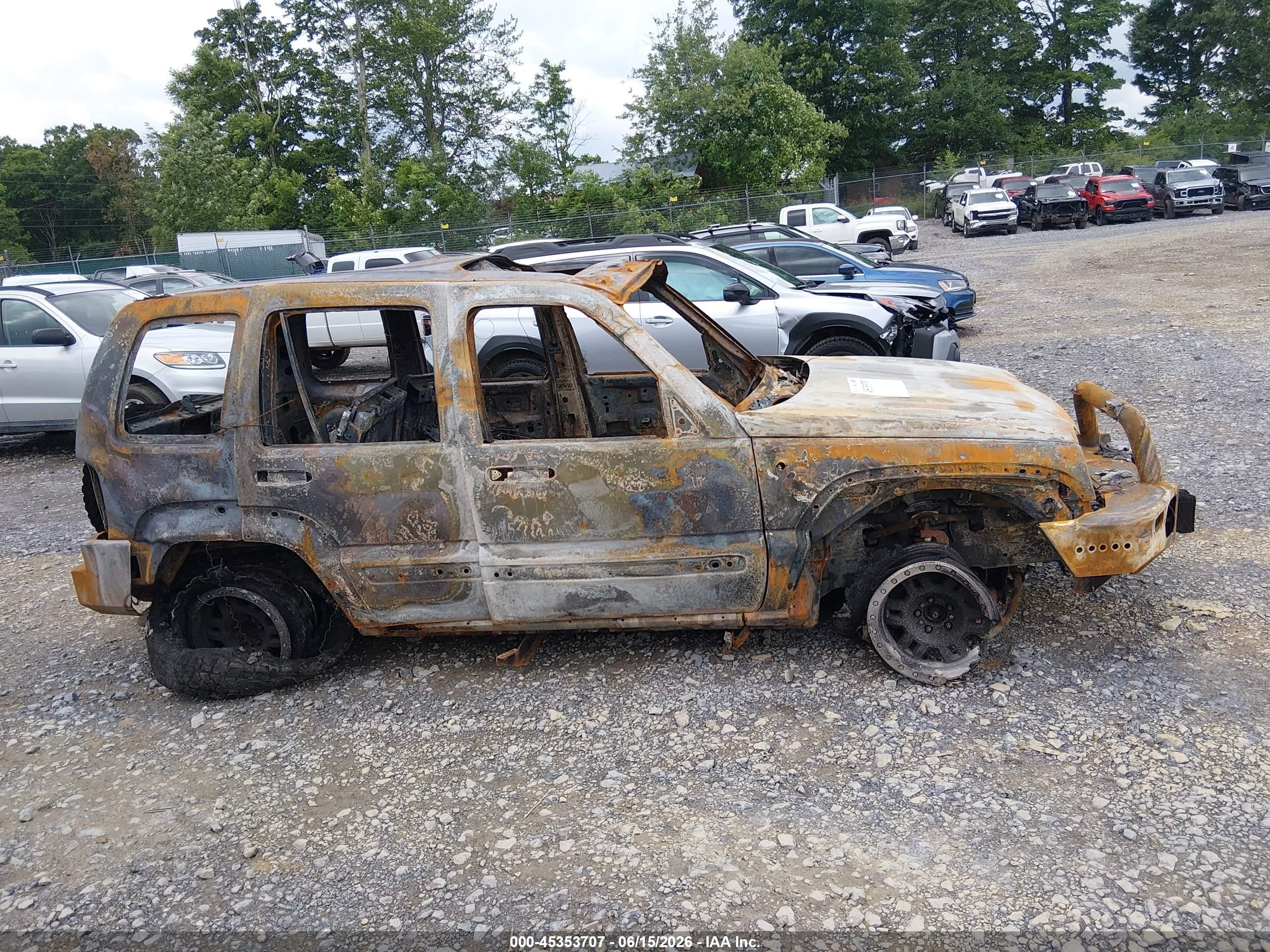 2005 Jeep Liberty Sport Brown vin: 1J4GL48KX5W614037