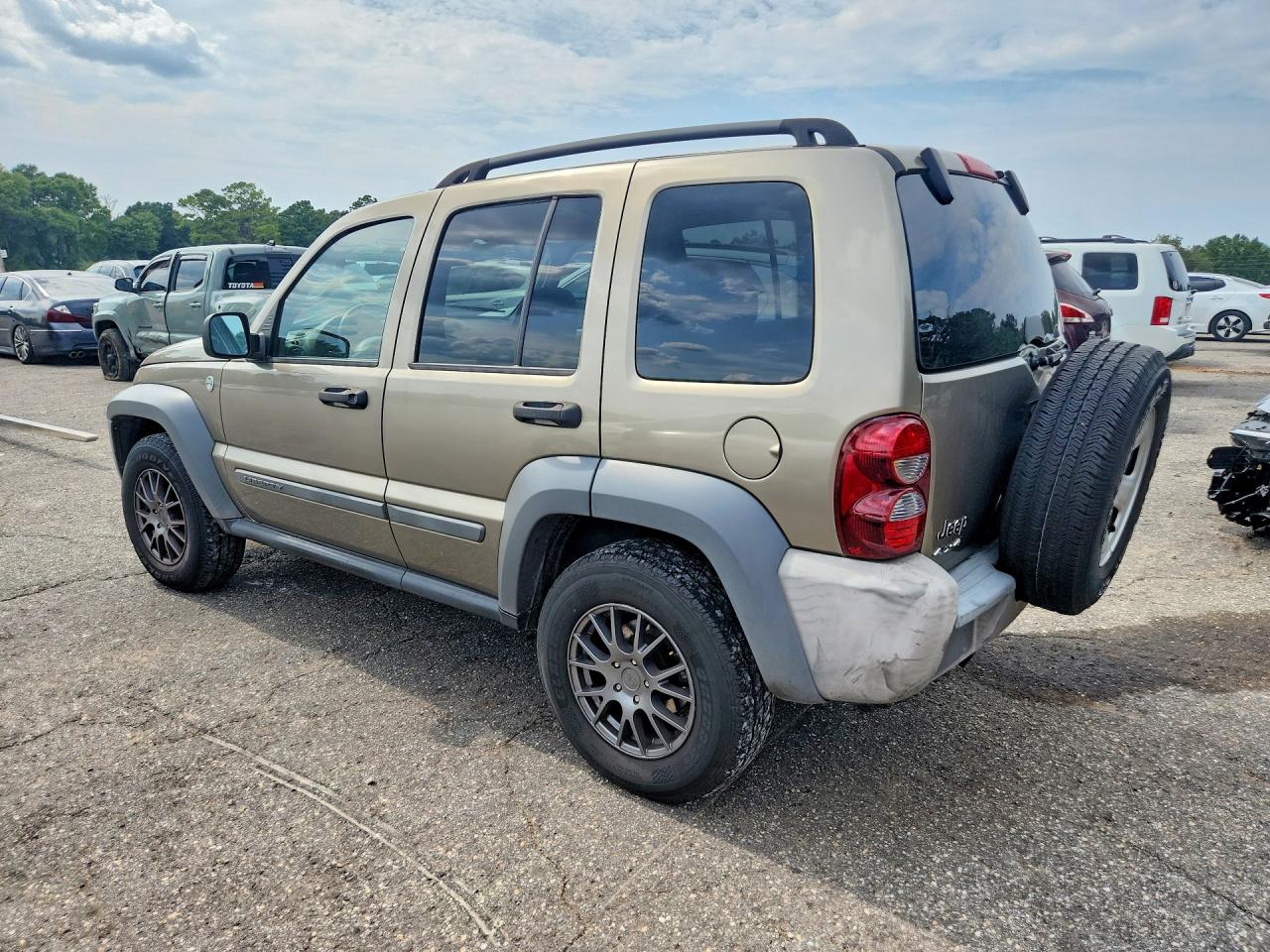 2006 Jeep Liberty Sport Tan vin: 1J4GL48KX6W126403