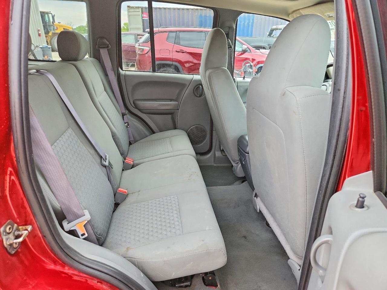 2006 Jeep Liberty Sport Red vin: 1J4GL48KX6W286555