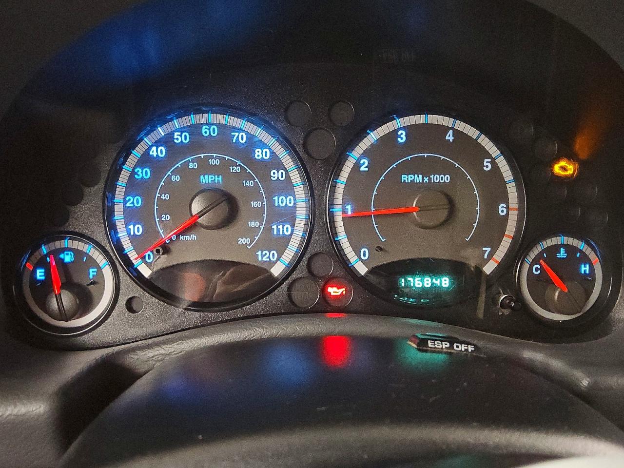2007 Jeep Liberty Sport Серебряный vin: 1J4GL48KX7W543294