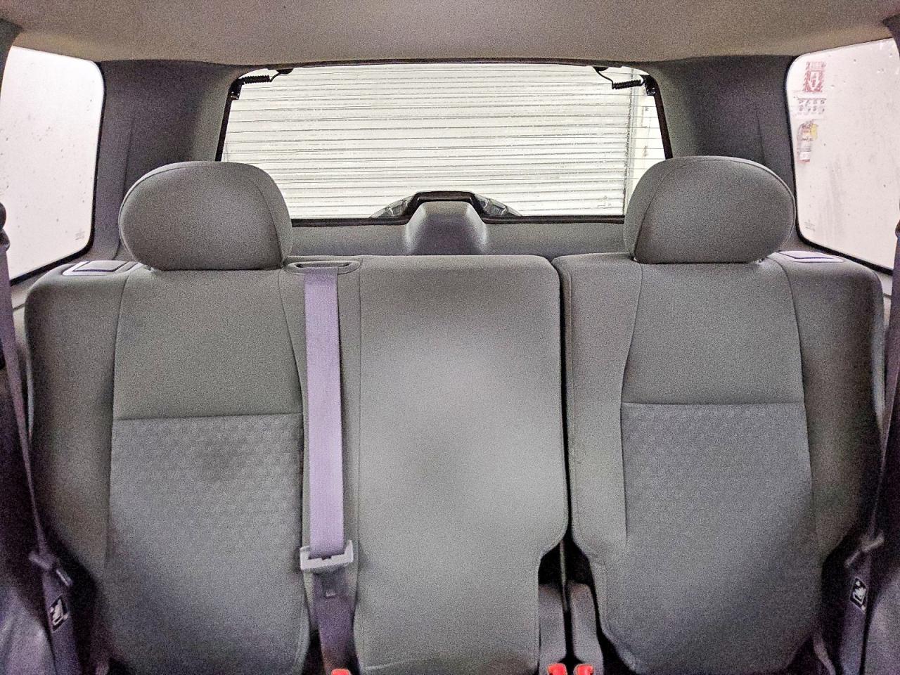2007 Jeep Liberty Sport Серебряный vin: 1J4GL48KX7W543294