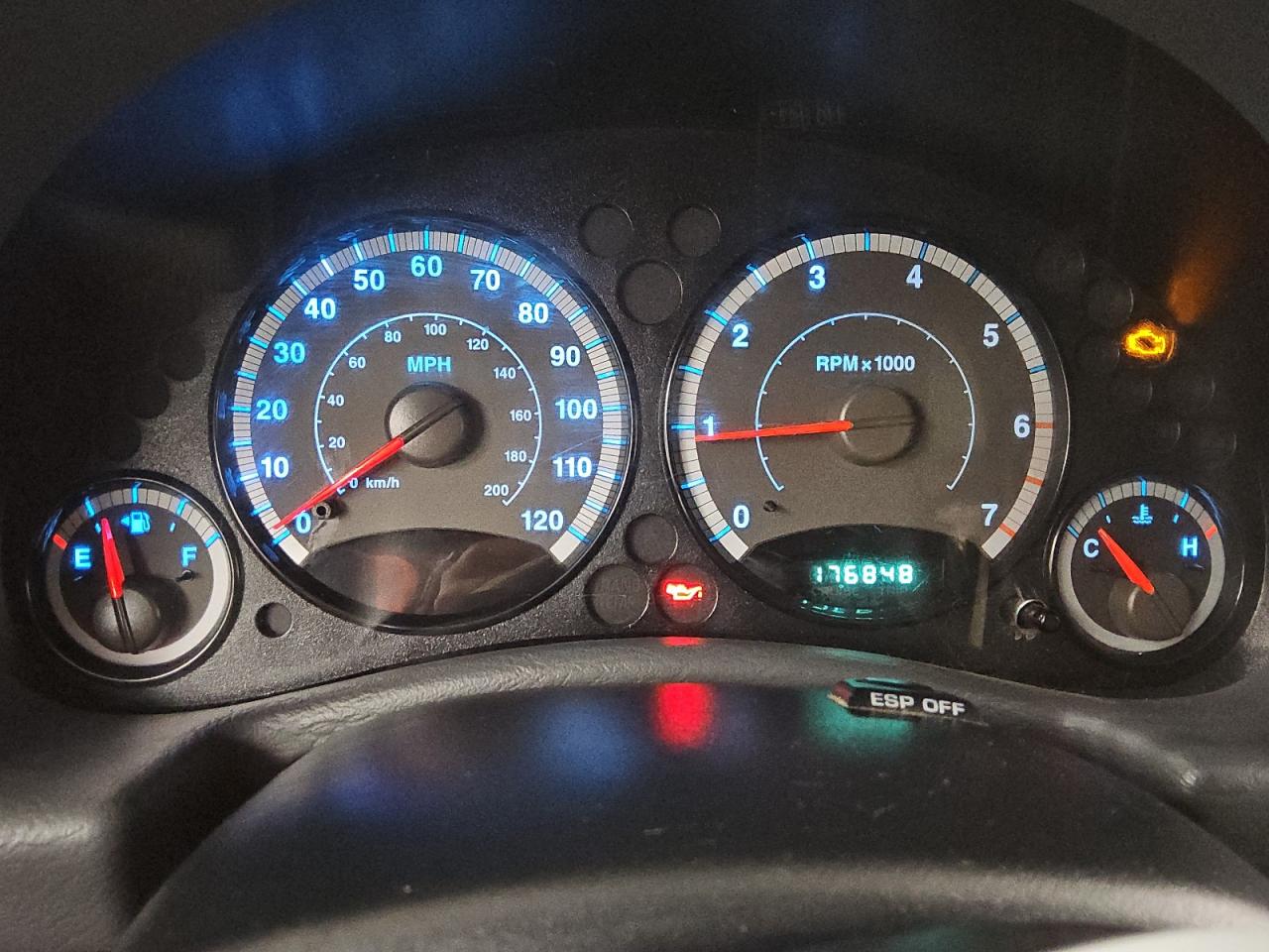 2007 Jeep Liberty Sport Серебряный vin: 1J4GL48KX7W543294 Damage: Warning Light - Engine, On, Unacceptable