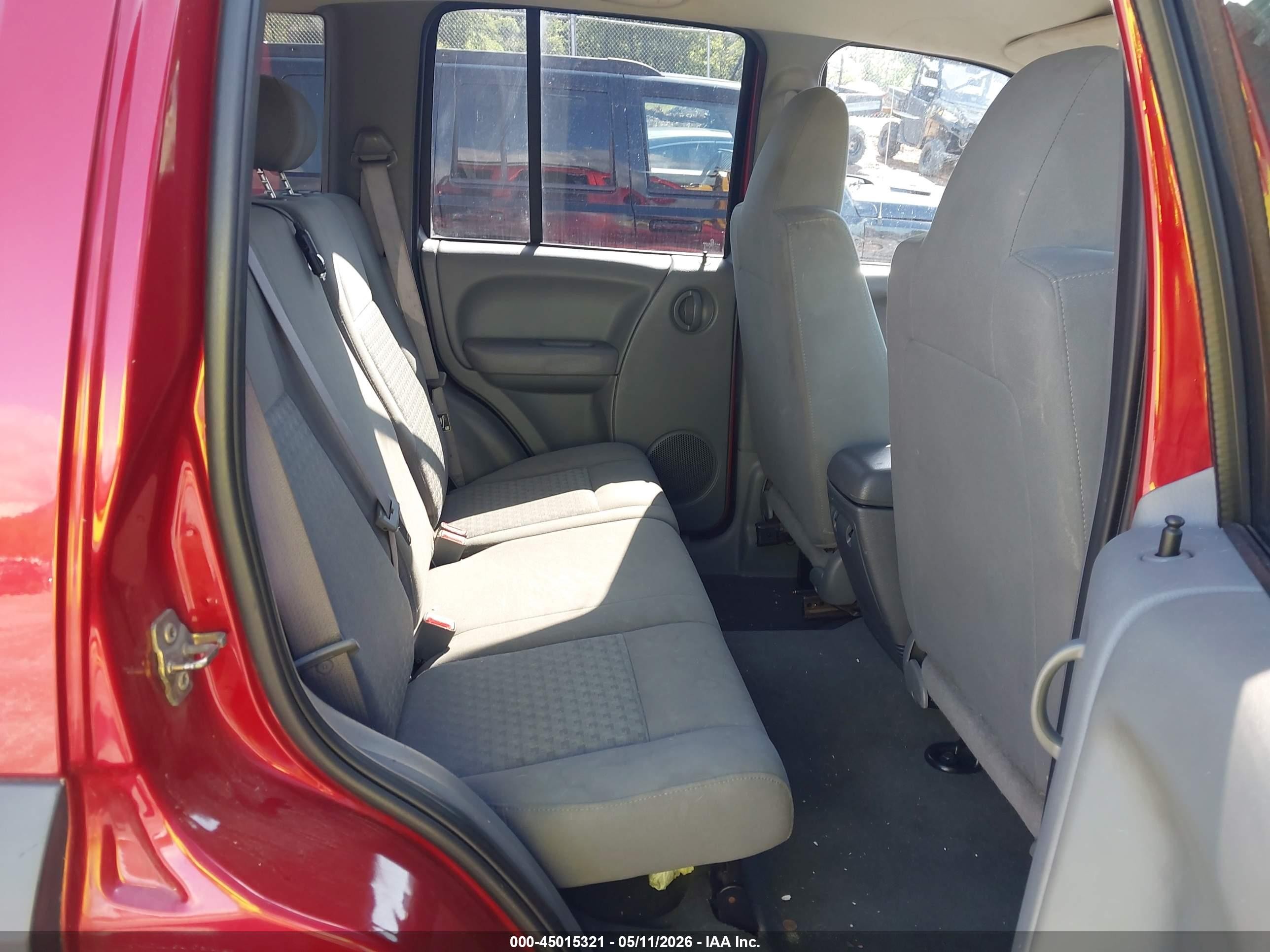 2007 Jeep Liberty Sport Red vin: 1J4GL48KX7W621380