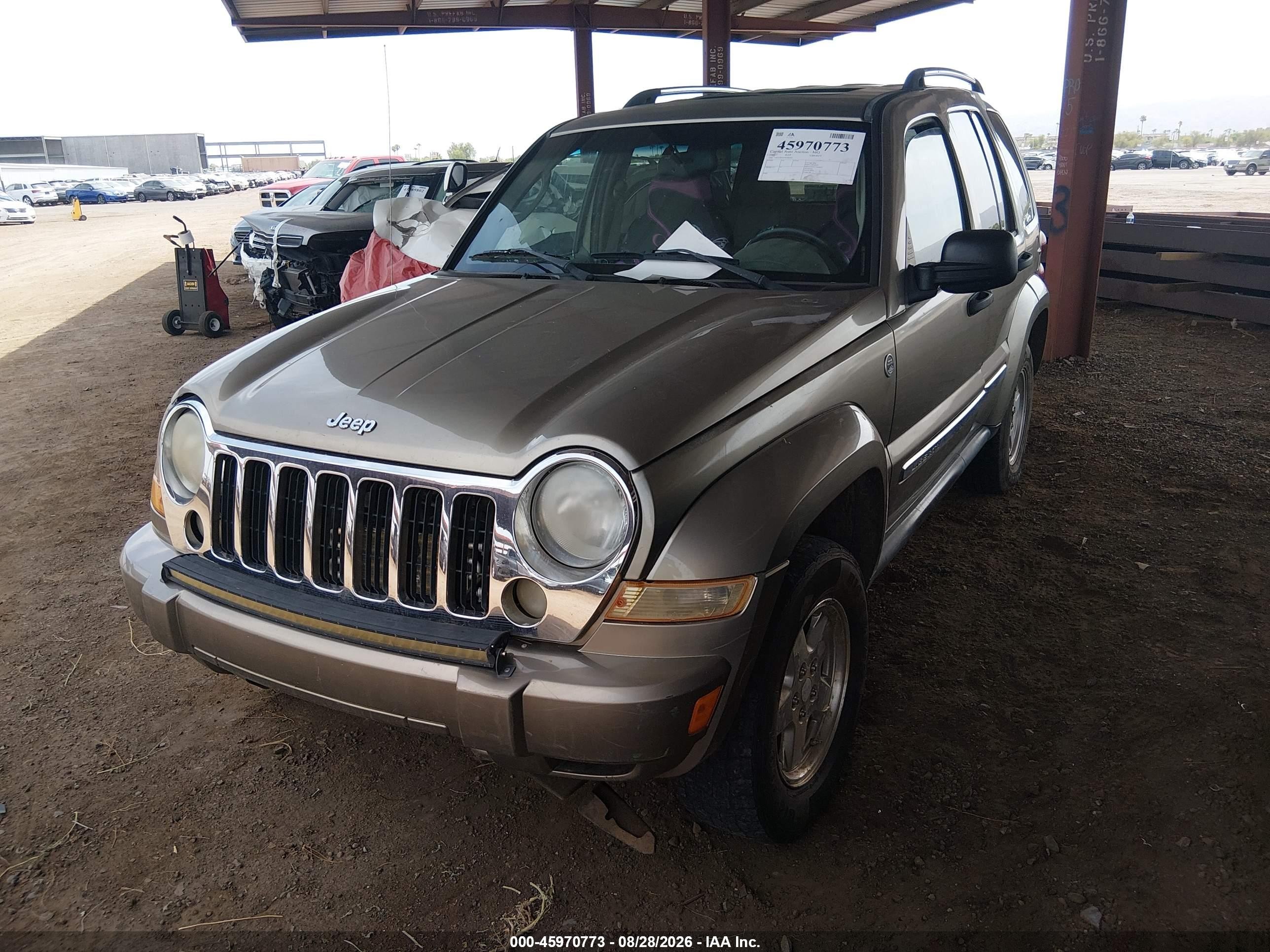 2005 Jeep Liberty Limited Edition Beige vin: 1J4GL58505W606285