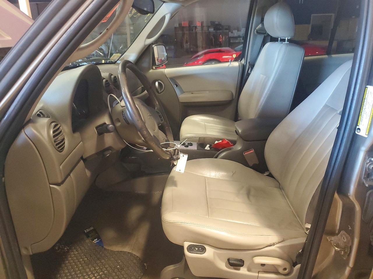 2005 Jeep Liberty Limited Gold vin: 1J4GL58K25W703476