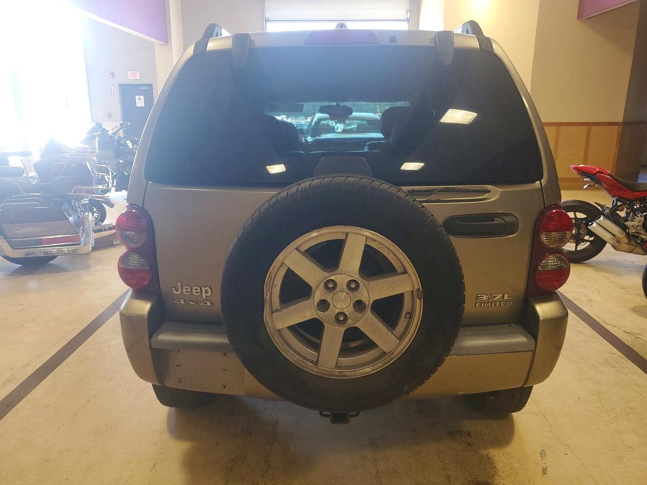 2005 Jeep Liberty Limited Gold vin: 1J4GL58K25W703476