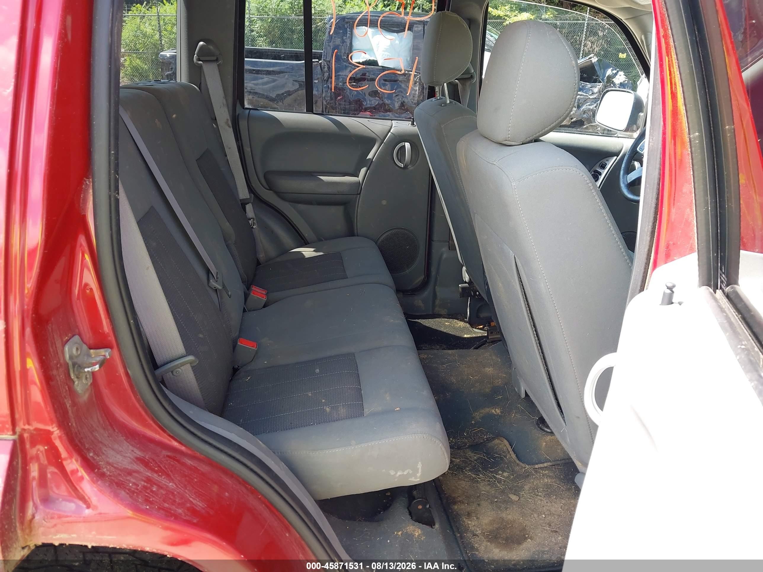 2007 Jeep Liberty Limited Edition Maroon vin: 1J4GL58K27W536135