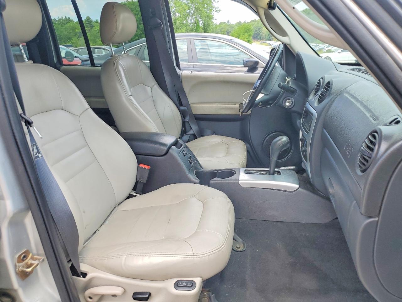2002 Jeep Liberty Limited Silver vin: 1J4GL58K42W326354