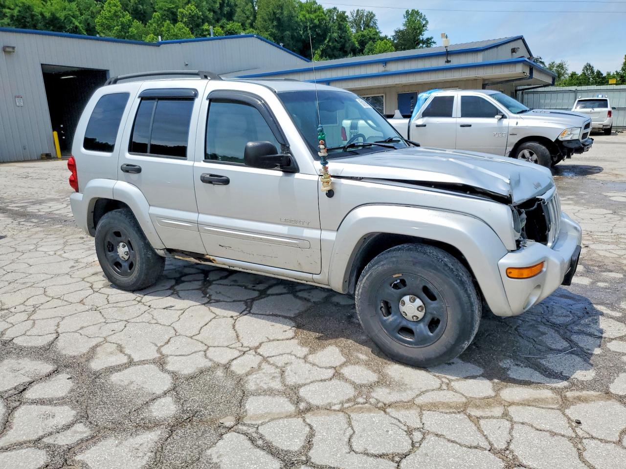 2004 Jeep Liberty Limited Silver vin: 1J4GL58K44W188494