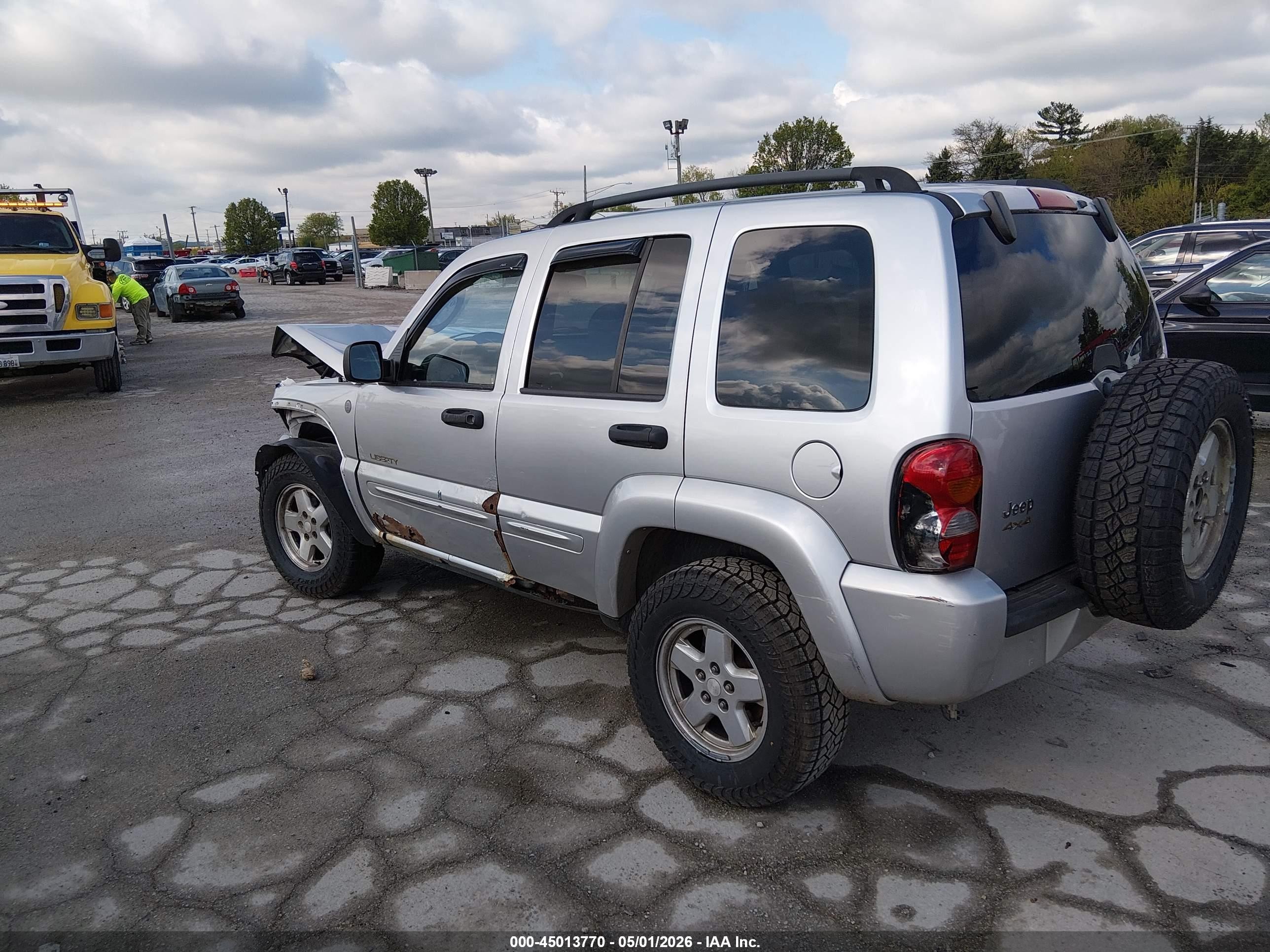 2004 Jeep Liberty Limited Edition Silver vin: 1J4GL58K44W189533