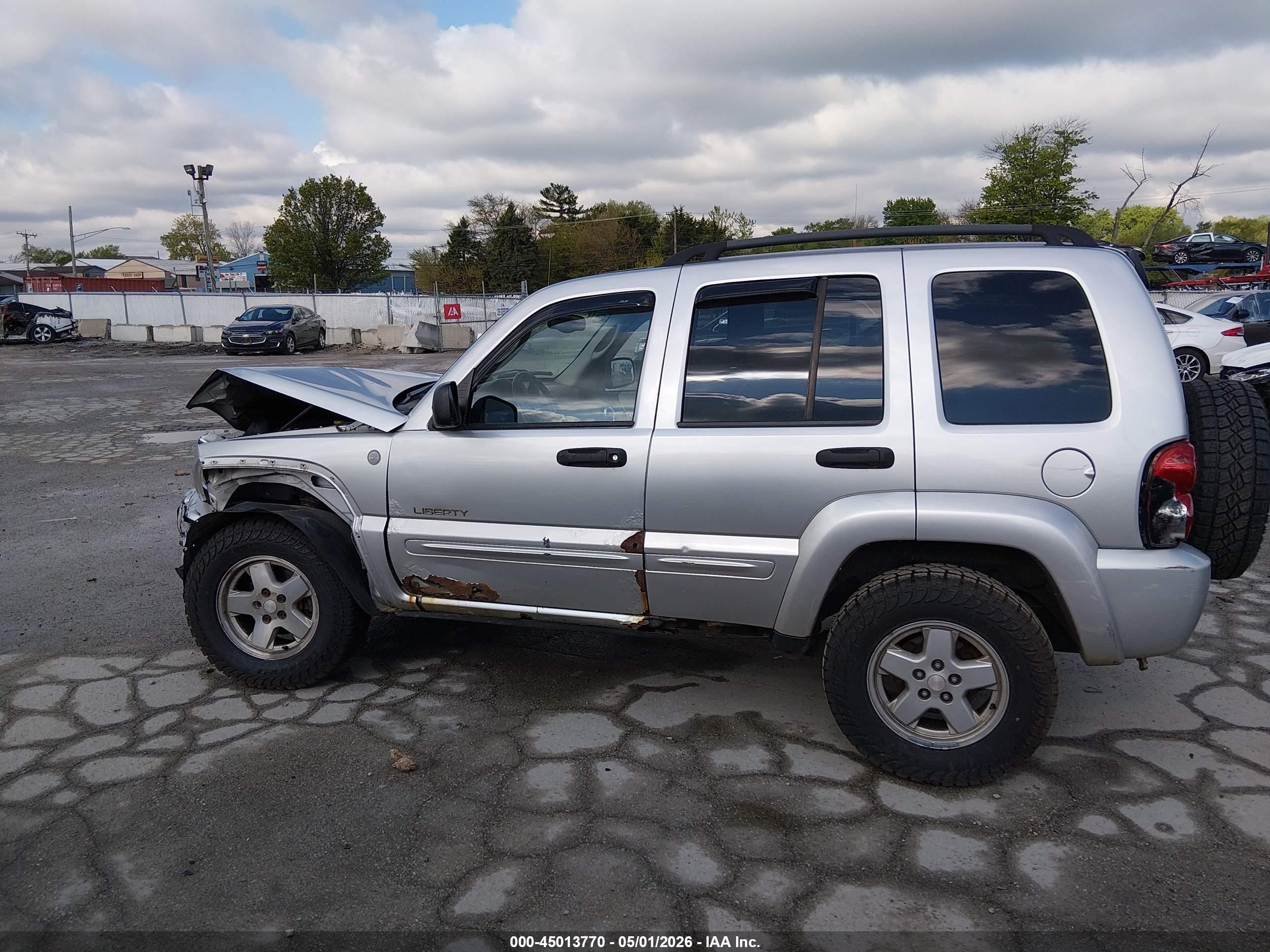 2004 Jeep Liberty Limited Edition Silver vin: 1J4GL58K44W189533
