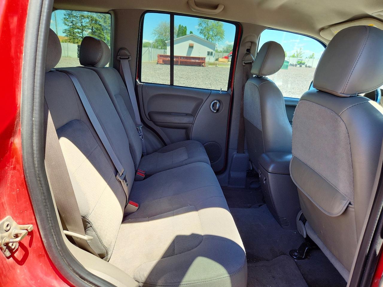 2003 Jeep Liberty Limited Red vin: 1J4GL58K53W563307