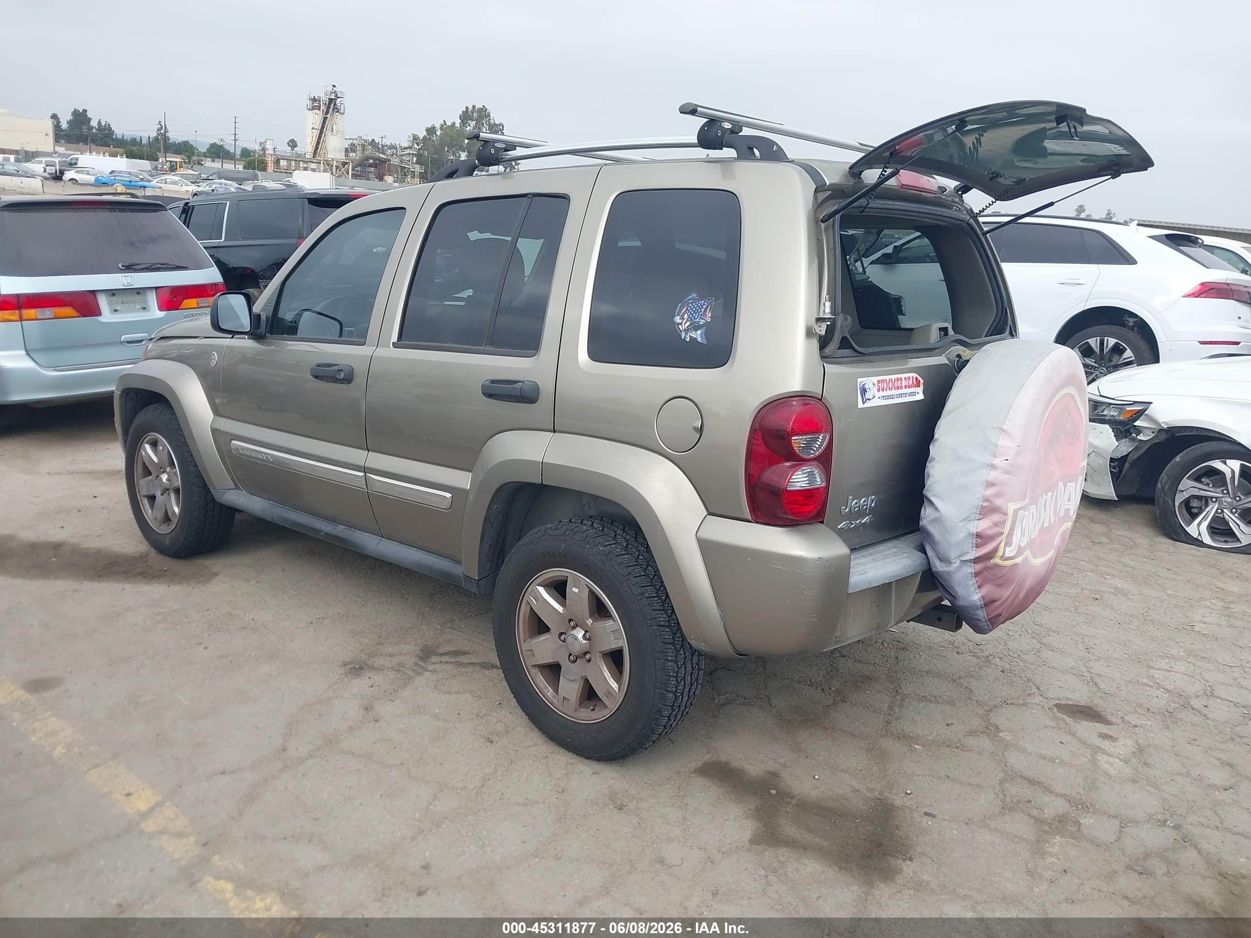 2006 Jeep Liberty Limited Edition Gold vin: 1J4GL58K76W145657