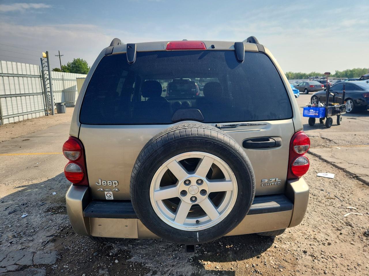 2007 Jeep Liberty Limited Beige vin: 1J4GL58K77W669893