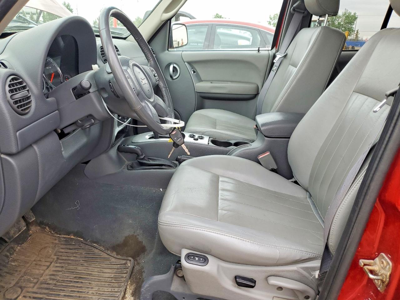 2007 Jeep Liberty Limited Red vin: 1J4GL58K97W547648