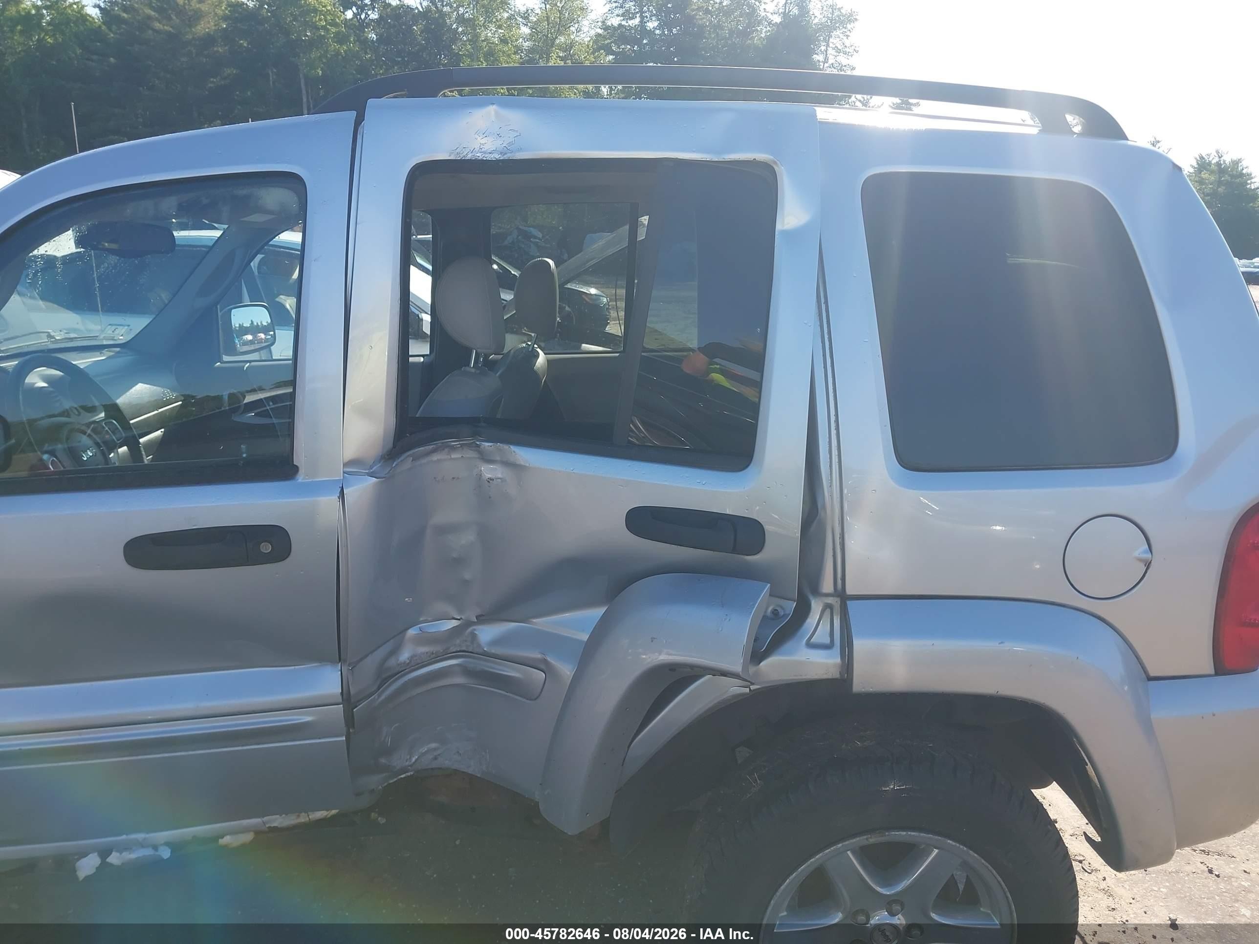 2003 Jeep Liberty Limited Edition Silver vin: 1J4GL58KX3W665833