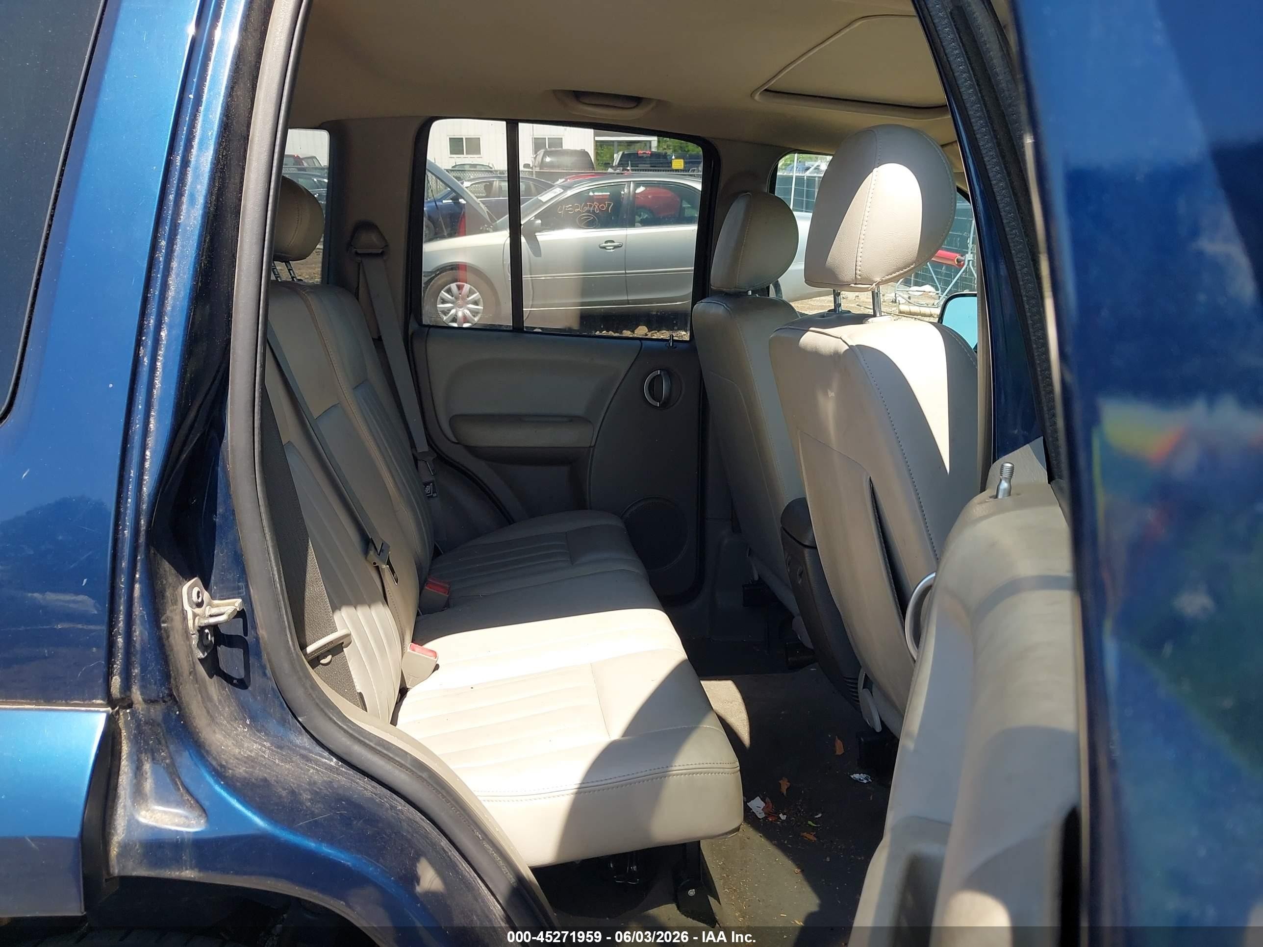 2005 Jeep Liberty Limited Edition Blue vin: 1J4GL58KX5W540821
