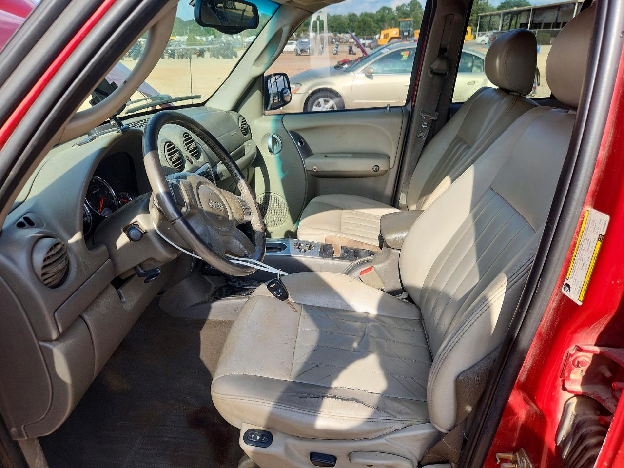 2005 Jeep Liberty Limited Red vin: 1J4GL58KX5W658917