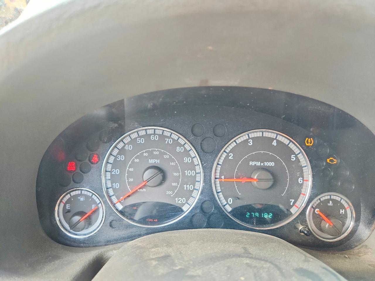 2005 Jeep Liberty Limited Red vin: 1J4GL58KX5W658917