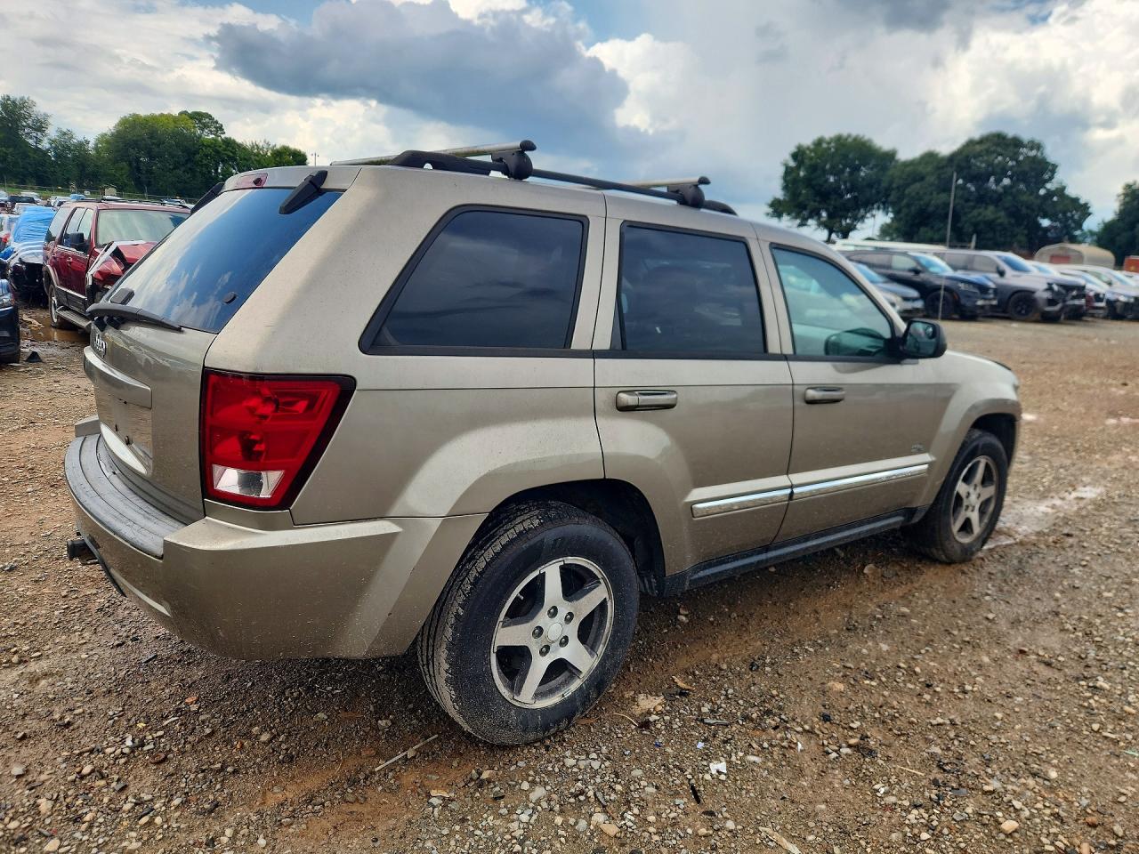 2006 Jeep Grand Cherokee Laredo Brown vin: 1J4GR48K06C308787